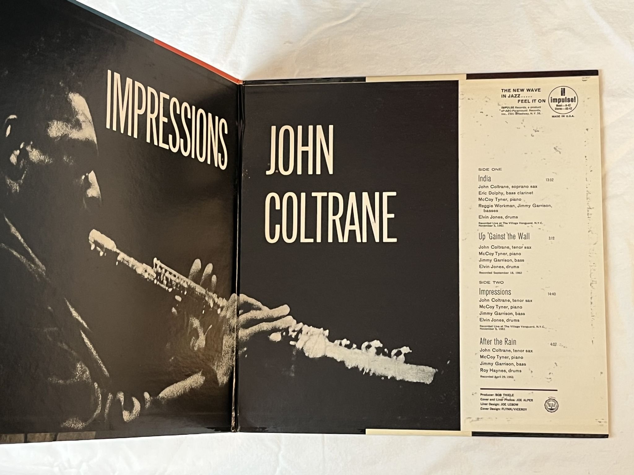 Omslagsbild för skivan JOHN COLTRANE Impressions LP -63 US IMPULSE AS-42