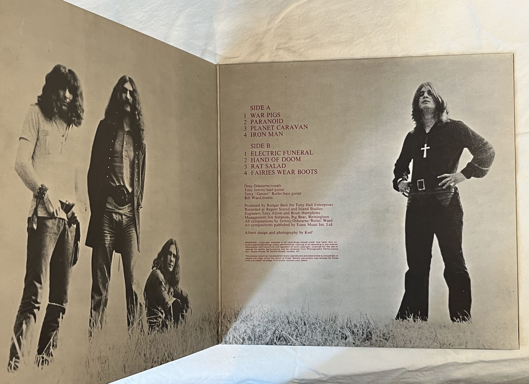 Omslagsbild för skivan BLACK SABBATH paranoid LP -70 UK VERTIGO swirl 6360011 *** BIG BEAR CREDIT ***