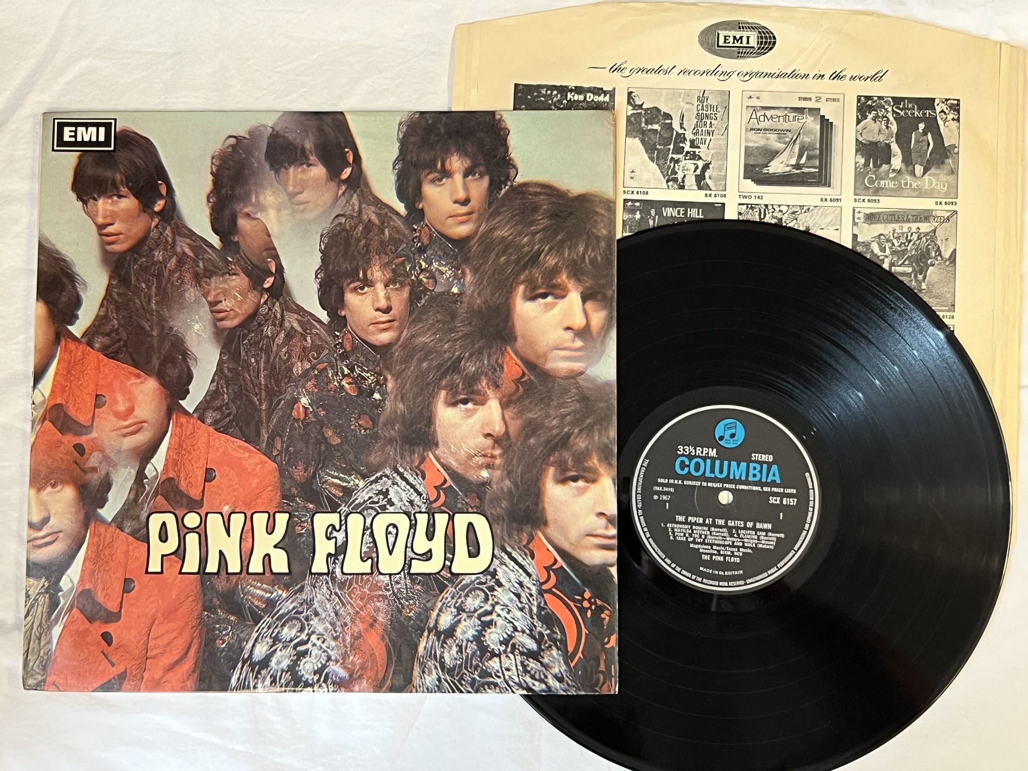 Omslagsbild för skivan PINK FLOYD The Piper At The Gates Of Dawn LP -67 UK COLUMBIA SCX 6157 ** RARE **