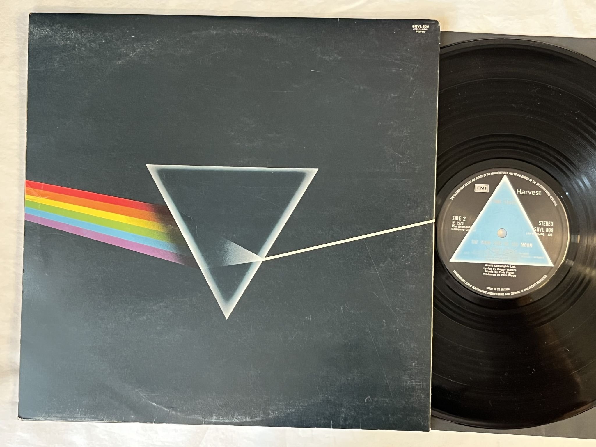 Omslagsbild för skivan PINK FLOYD dark side of the moon LP -73 UK HARVEST SHVL 804 ** No 1 Classic **