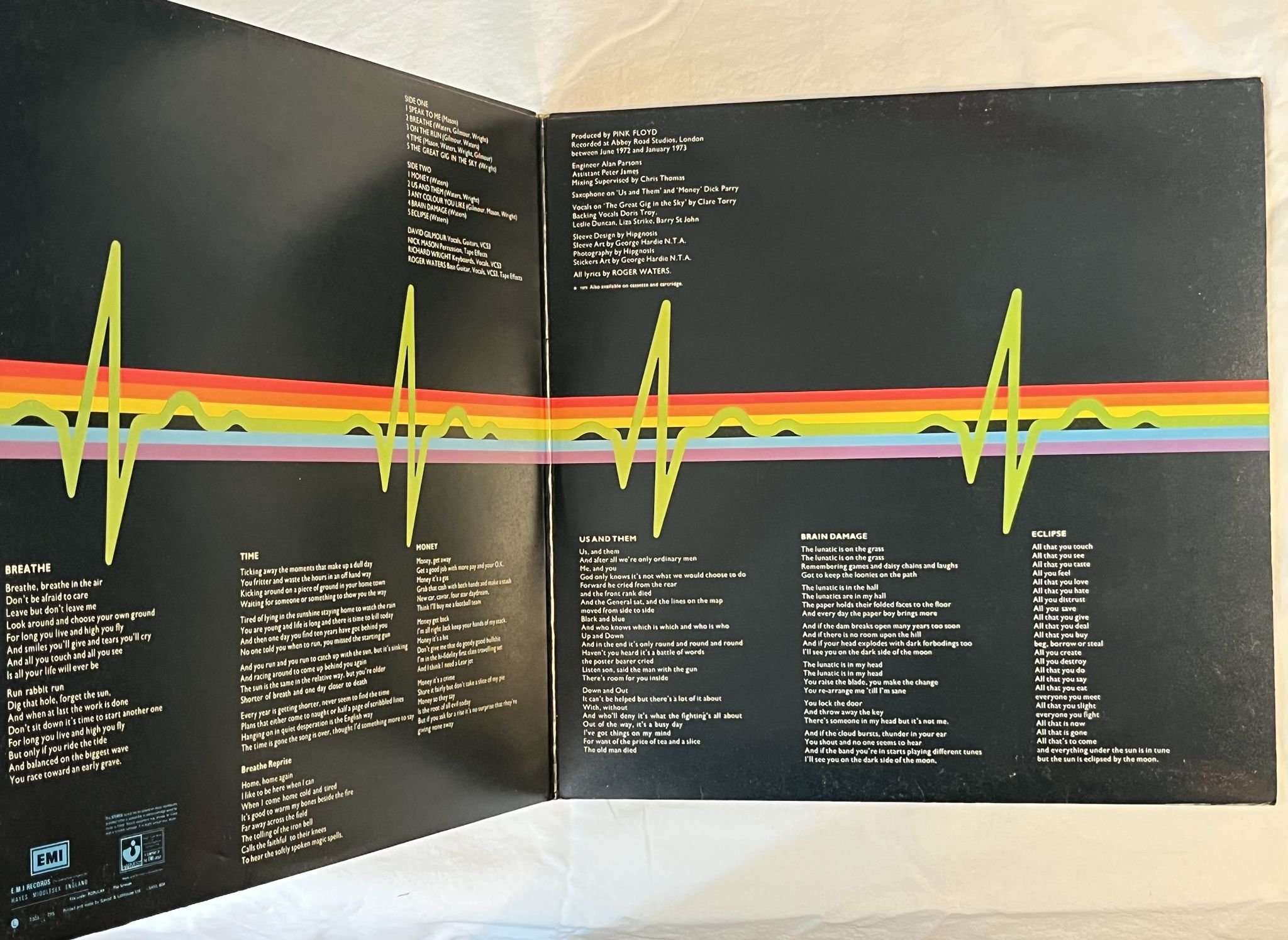 Omslagsbild för skivan PINK FLOYD dark side of the moon LP -73 UK HARVEST SHVL 804 ** No 1 Classic **