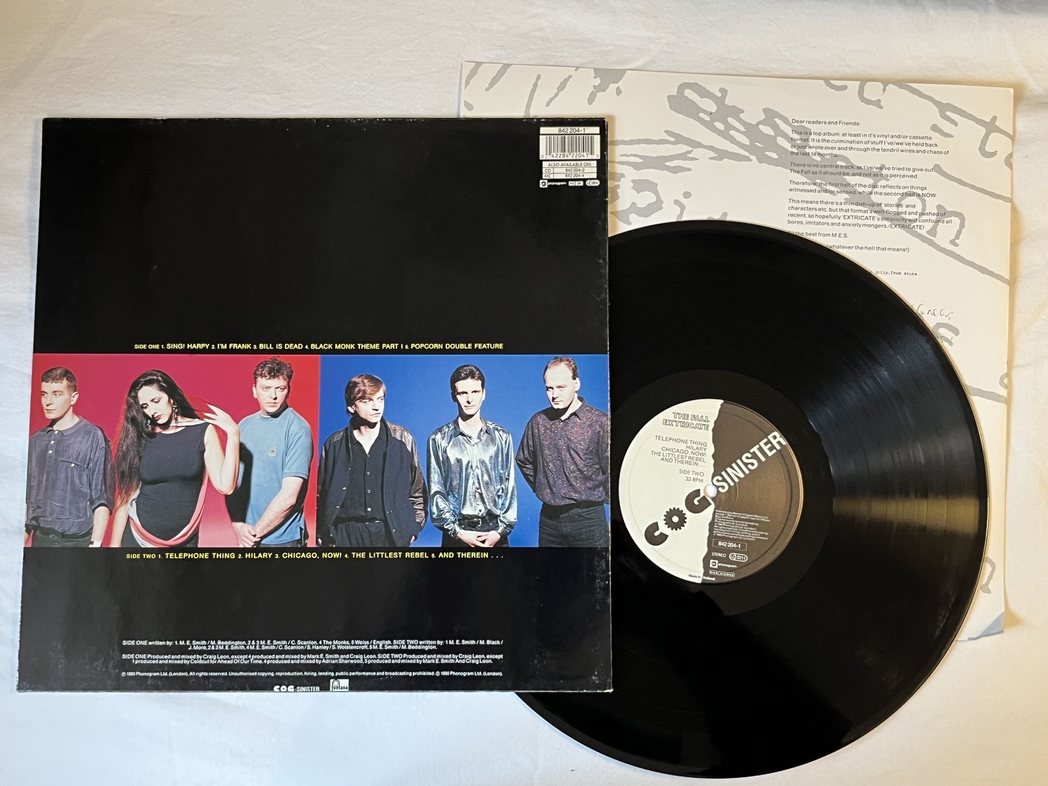 Omslagsbild för skivan THE FALL Extricate LP -90 COG SINISTER 842204-1 ** ALTERNATIVE **