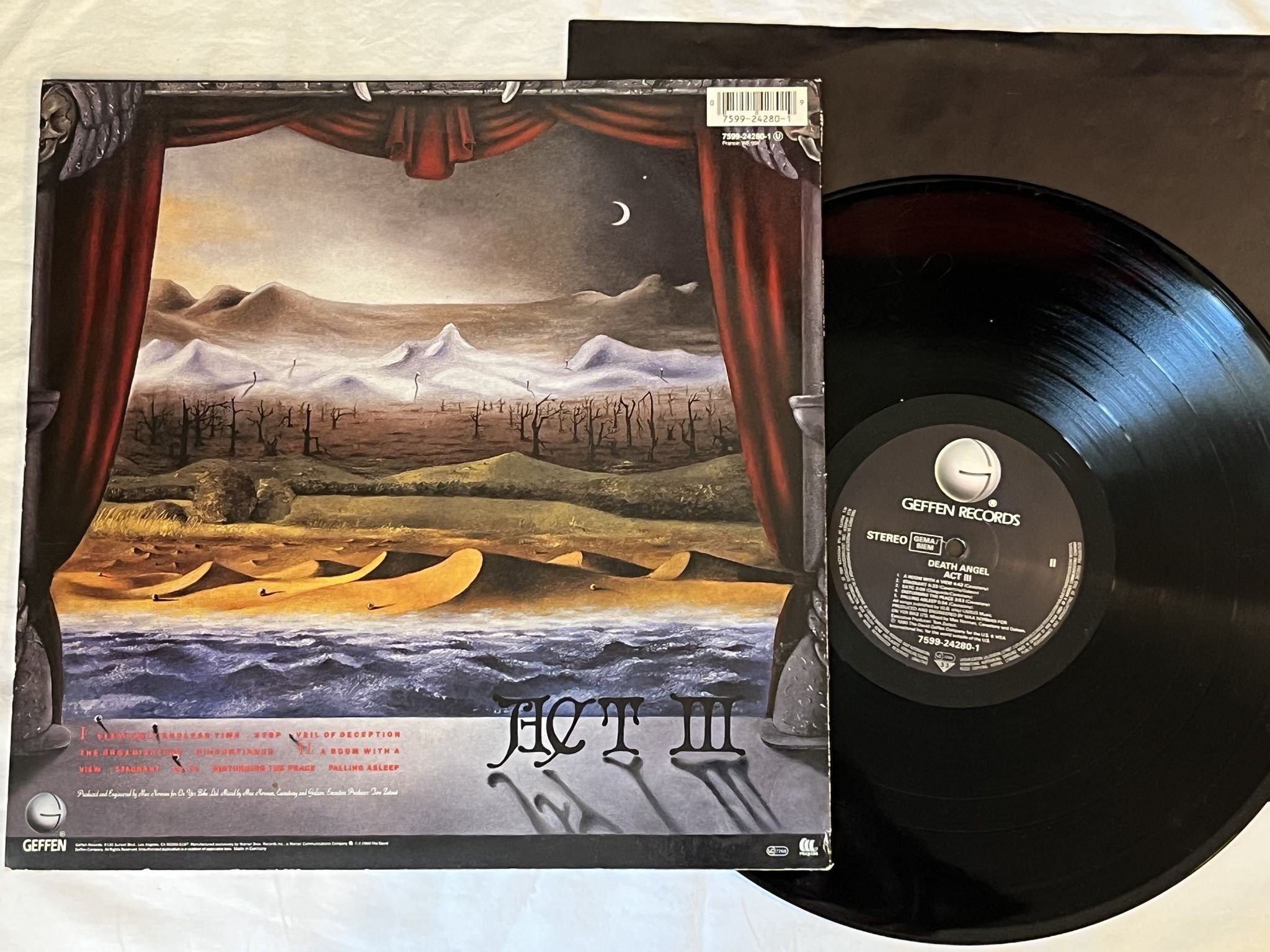 Omslagsbild för skivan DEATH ANGEL Act III LP -90 Ger GEFFEN 7599-24280-1