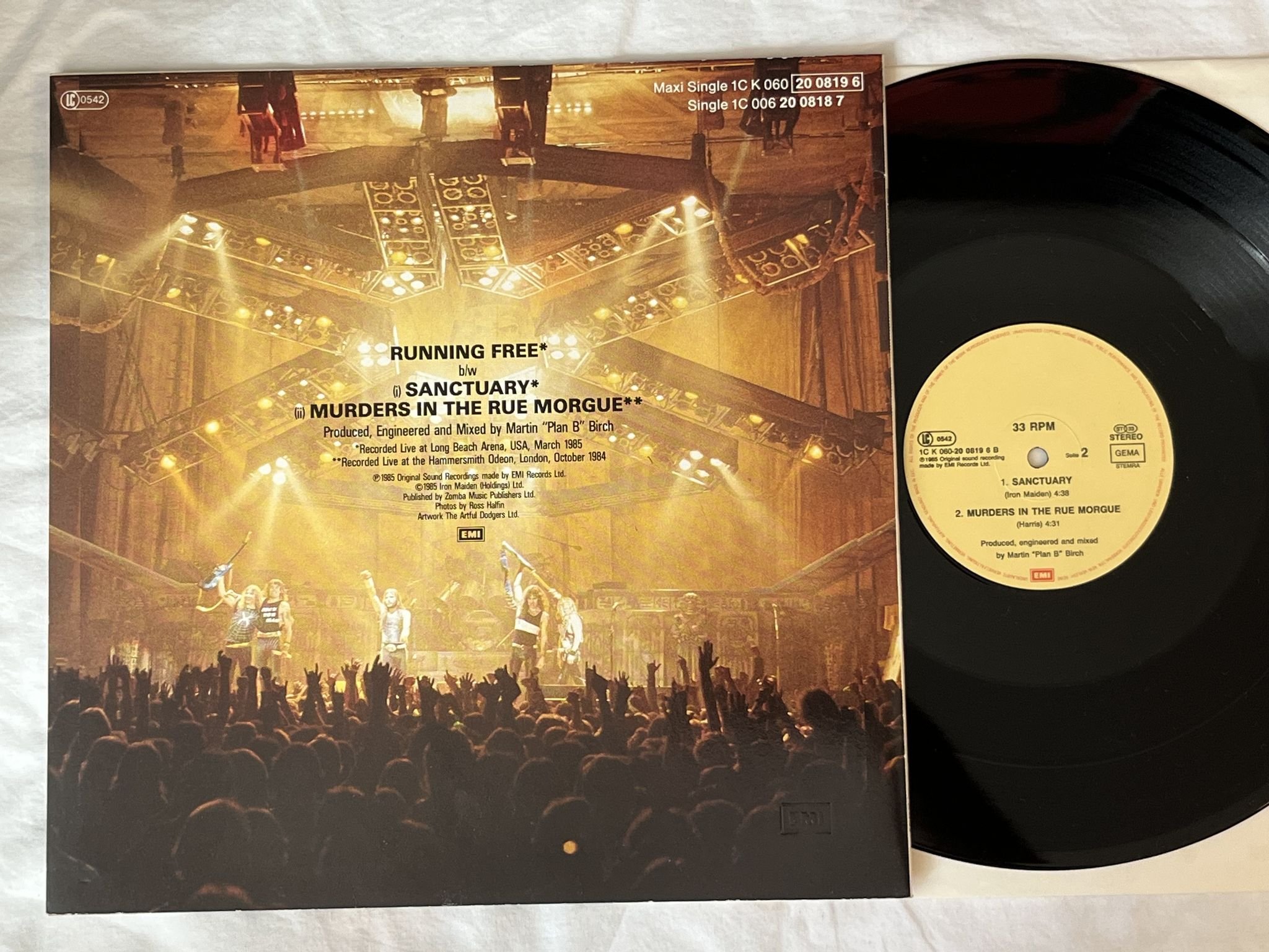 Omslagsbild för skivan IRON MAIDEN Running Free 12" -85 EMI1 C K 060 20 0819 6