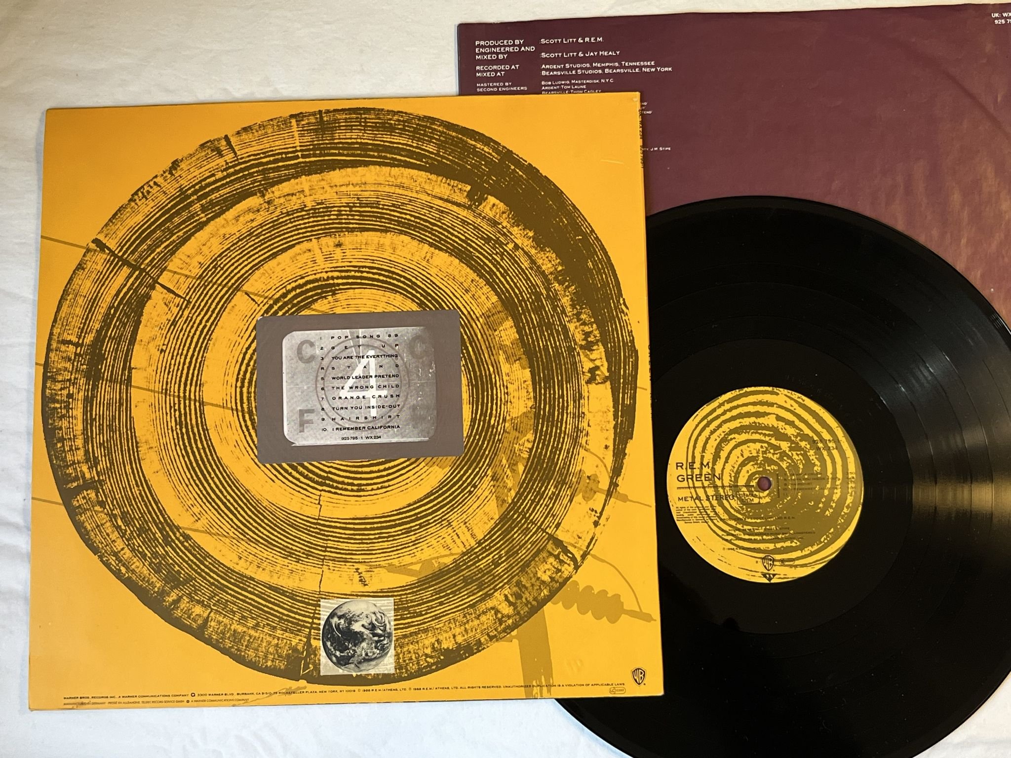 Omslagsbild för skivan R.E.M. green LP -88 WARNER BROS 925 795-1