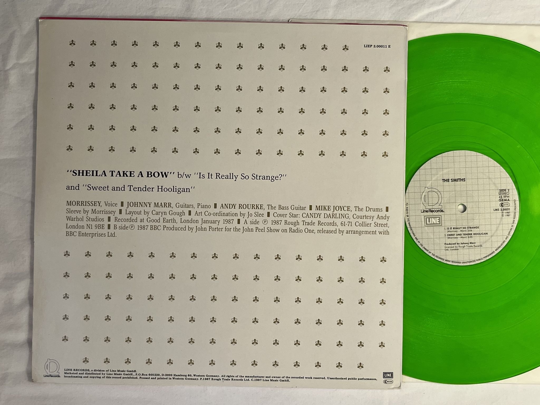 Omslagsbild för skivan THE SMITHS Sheila take a bow 12" -87 Ger LINE LMS 3.00011 *** GREEN VINYL ***