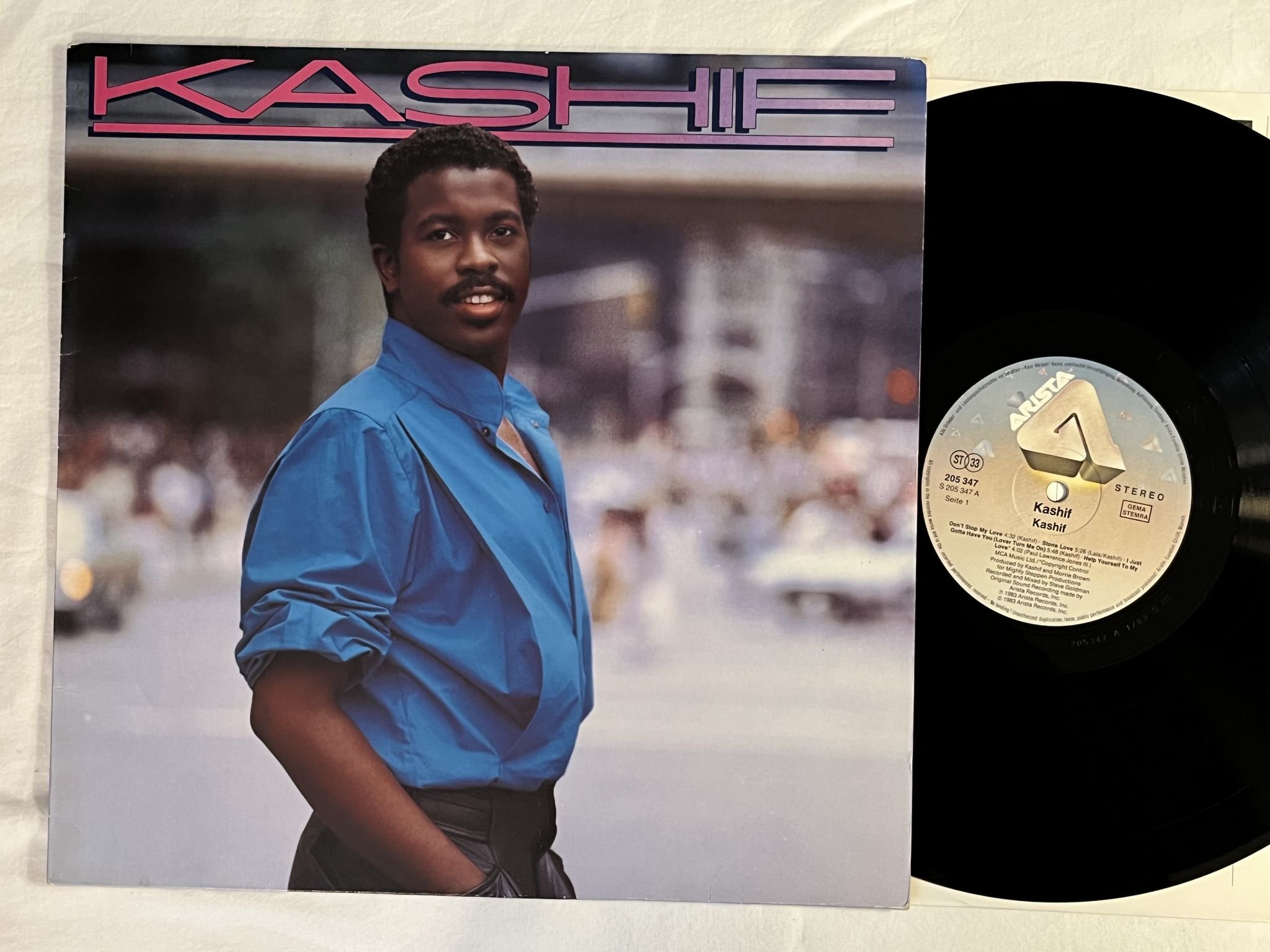 Omslagsbild för skivan KASHIF s/t LP -83 ARISTA 205 347 ** BOOGIE / SOUL **