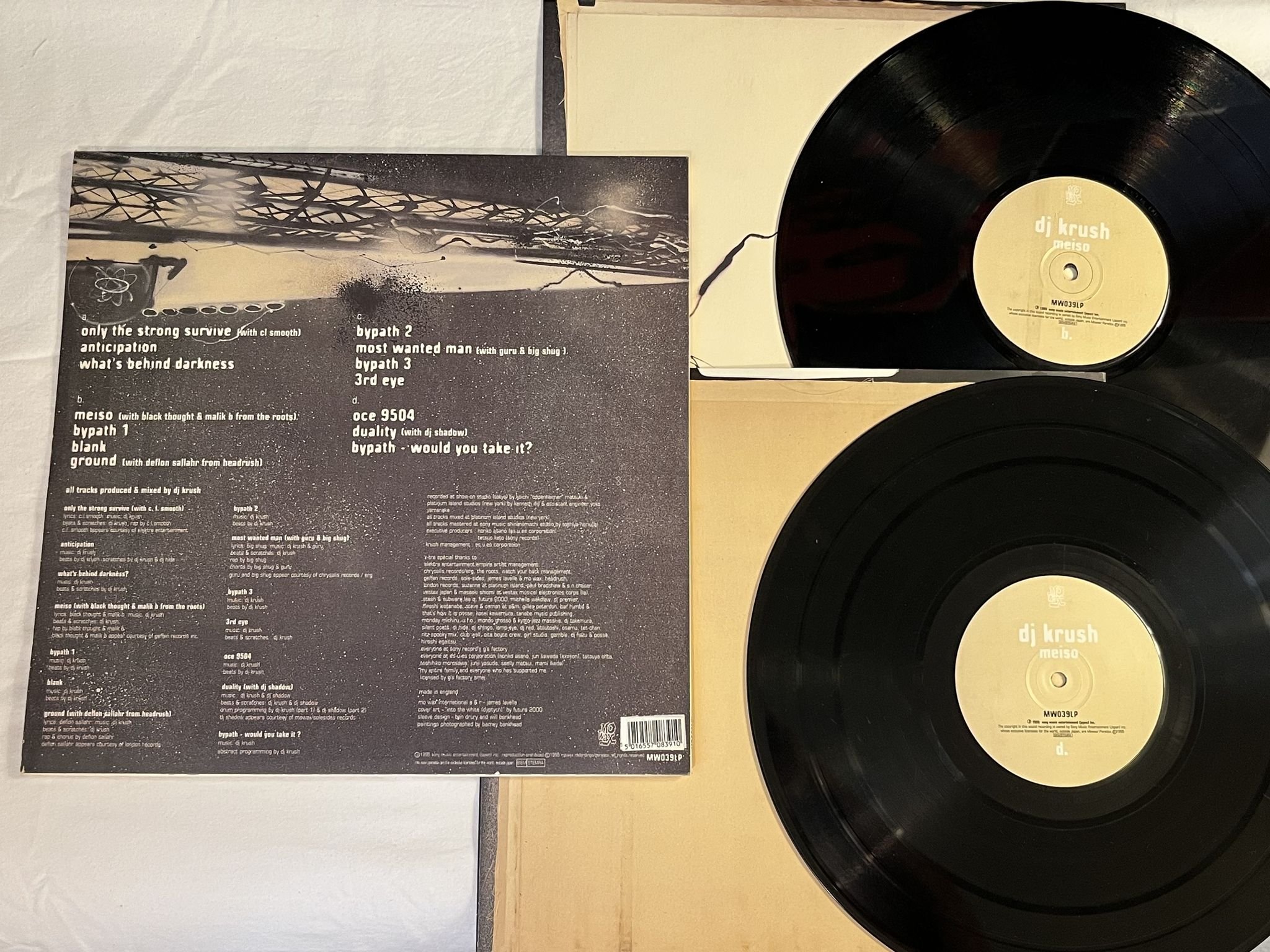 Omslagsbild för skivan DJ KRUSH meiso LP -95 MO WAX MW039LP *** TRIP HOP ***