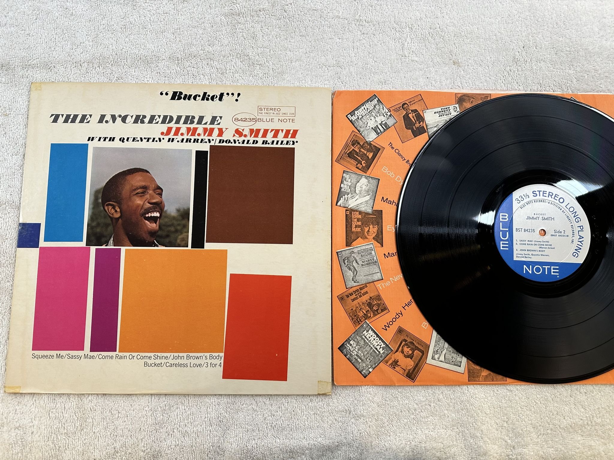 Omslagsbild för skivan JIMMY SMITH bucket LP US BLUE NOTE BST-84235