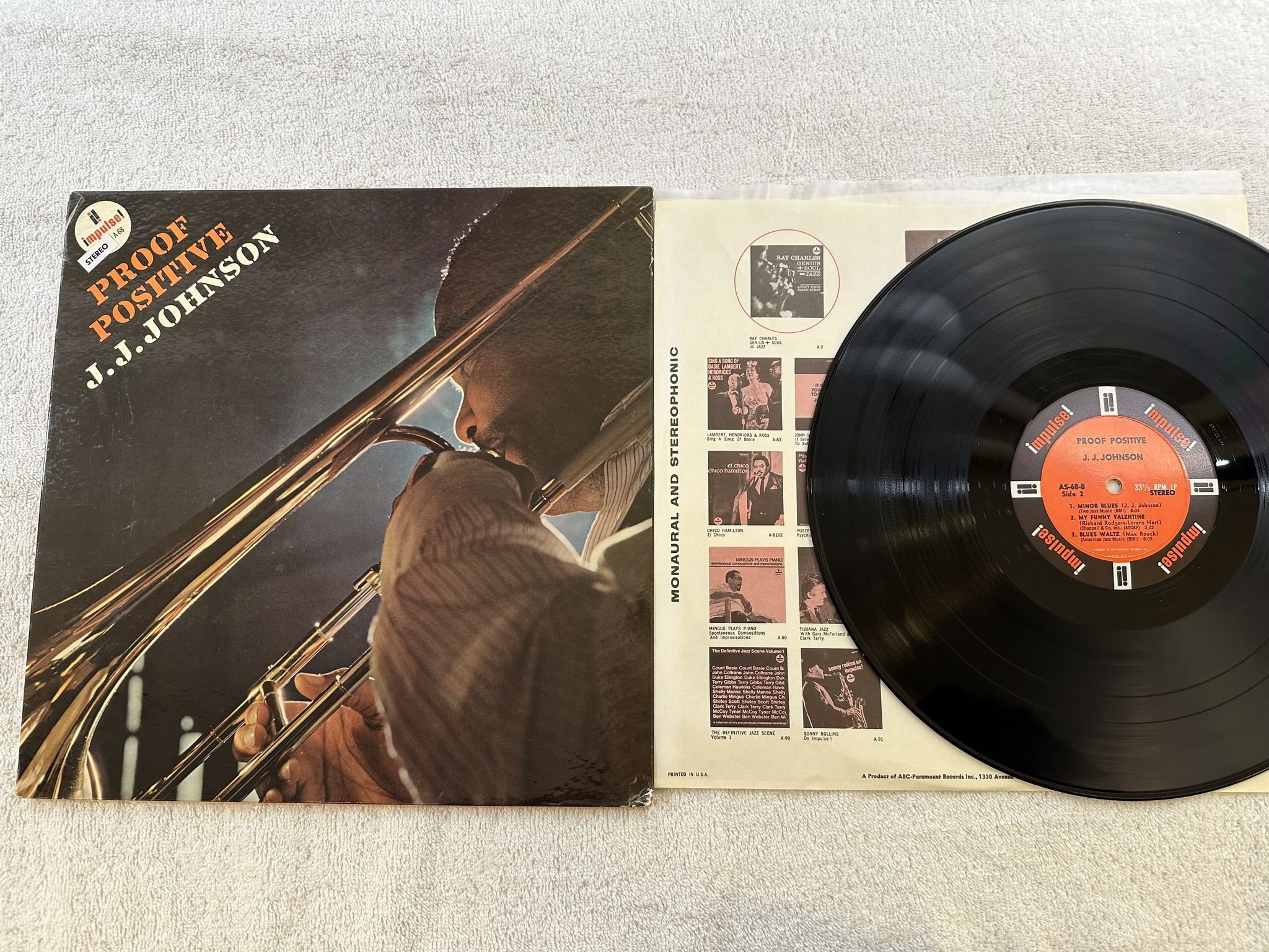 Omslagsbild för skivan JJ JOHNSON proof positiveLP -65 US IMPULSE AS-68