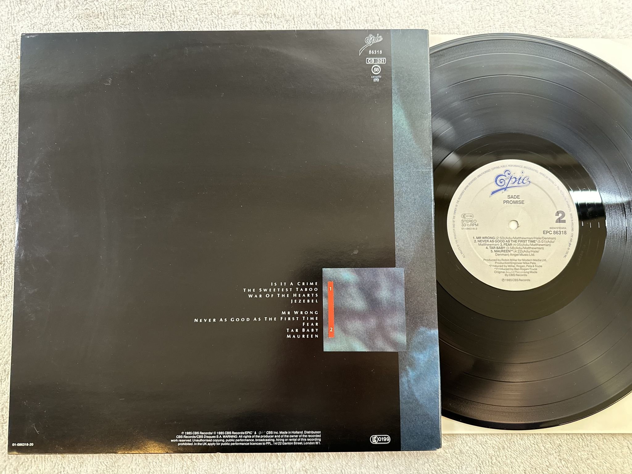 Omslagsbild för skivan SADE promise LP -85 EPIC EPC 86318