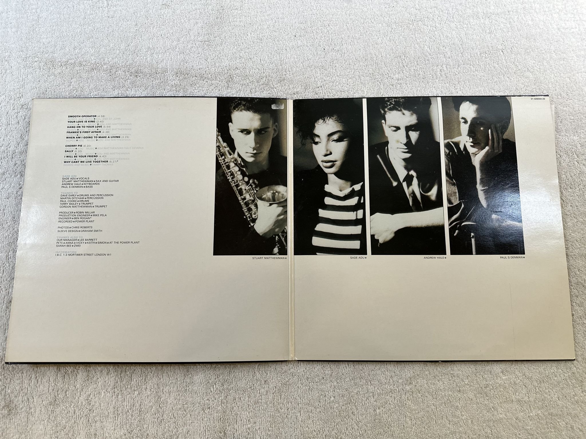 Omslagsbild för skivan SADE promise LP -85 EPIC EPC 26044