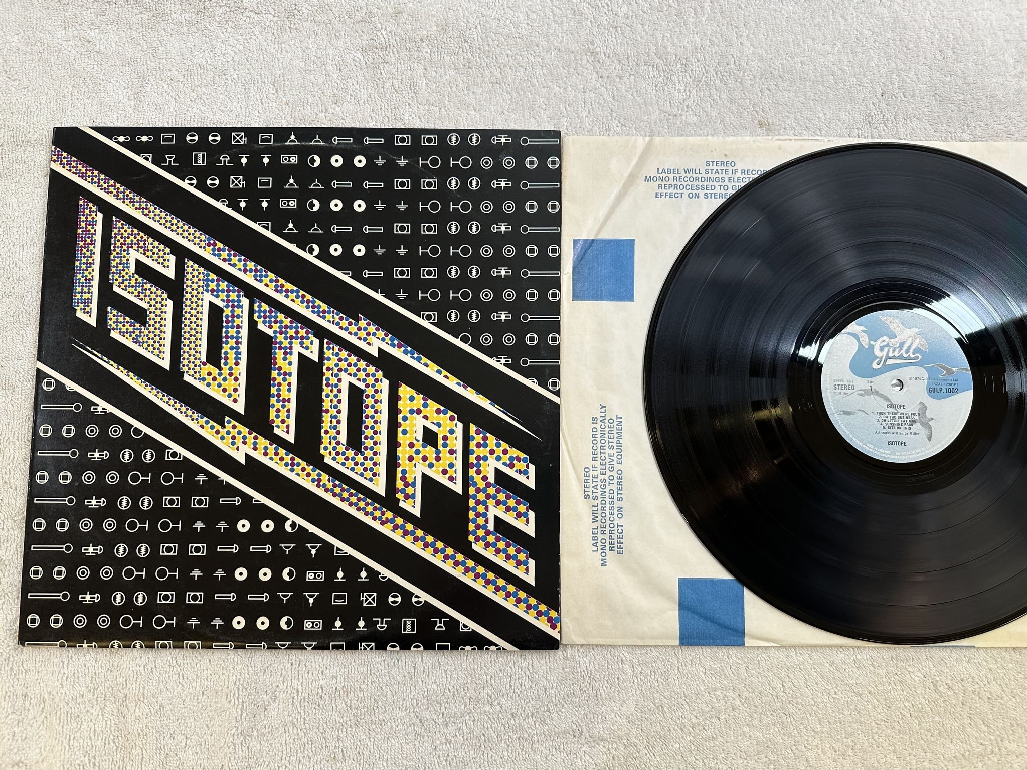 Omslagsbild för skivan ISOTOPE s/t LP -74 UK GULL 1002 *** JAZZ ROCK ***