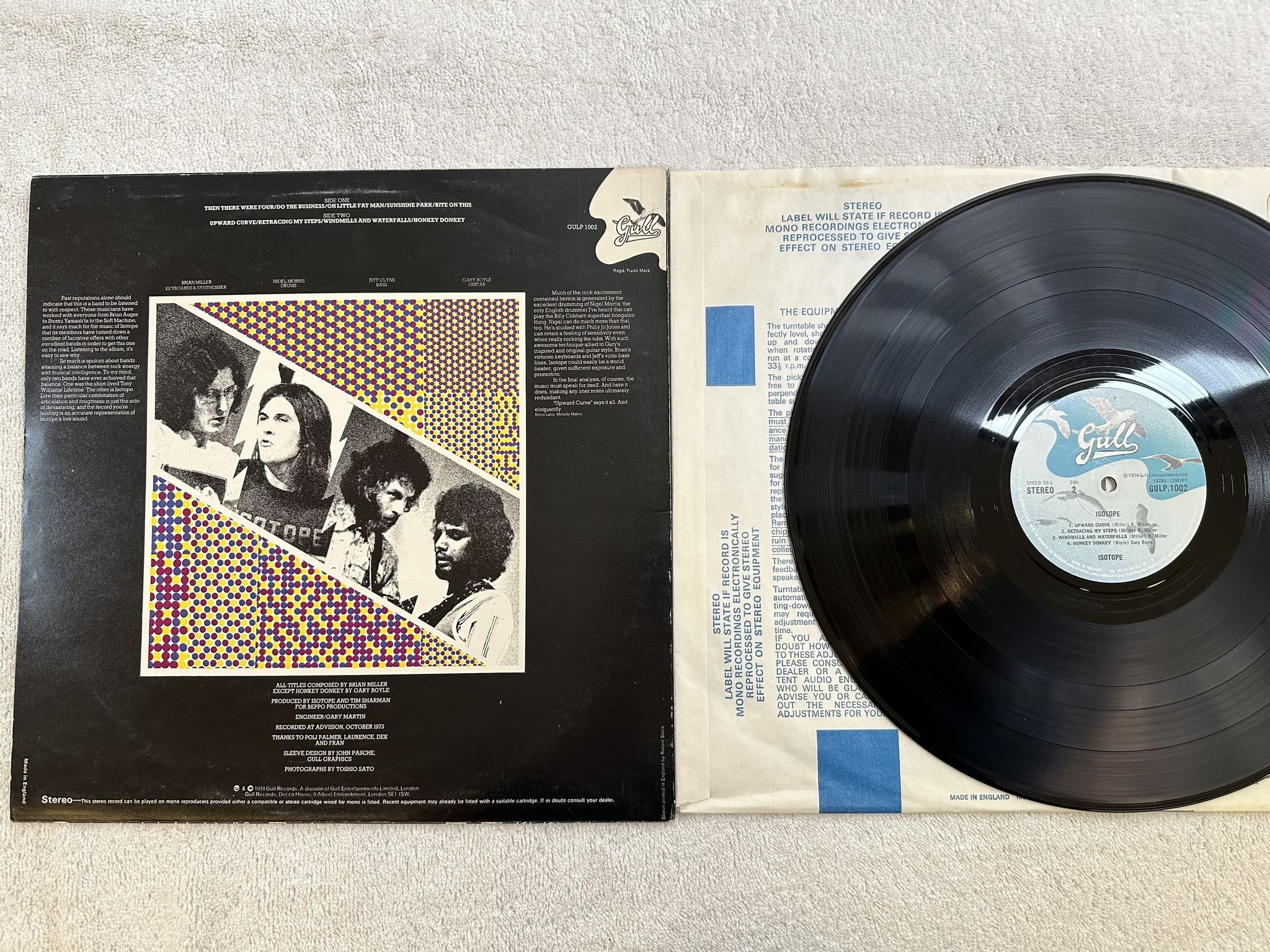 Omslagsbild för skivan ISOTOPE s/t LP -74 UK GULL 1002 *** JAZZ ROCK ***