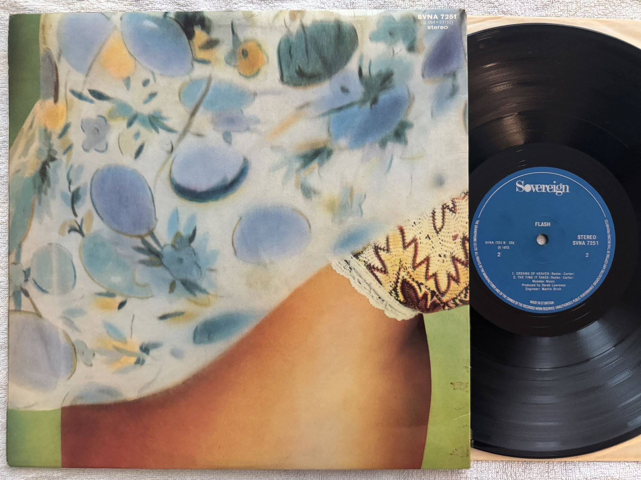 Omslagsbild för skivan FLASH s/t LP 72 UK SOVEREIGN SVNA 7251