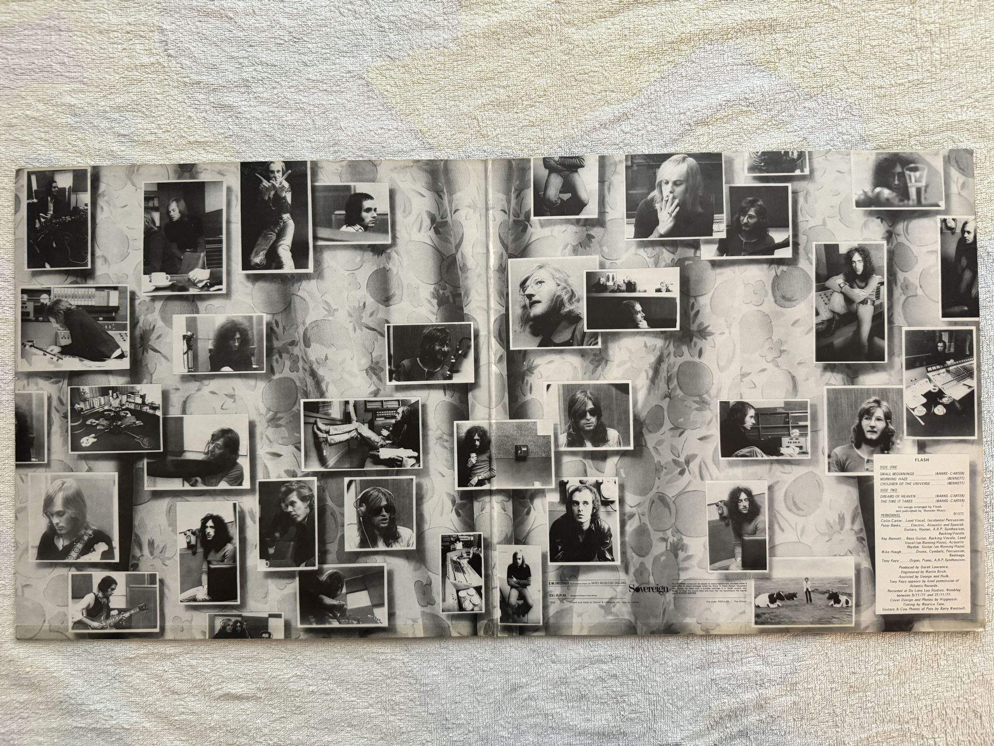 Omslagsbild för skivan FLASH s/t LP 72 UK SOVEREIGN SVNA 7251