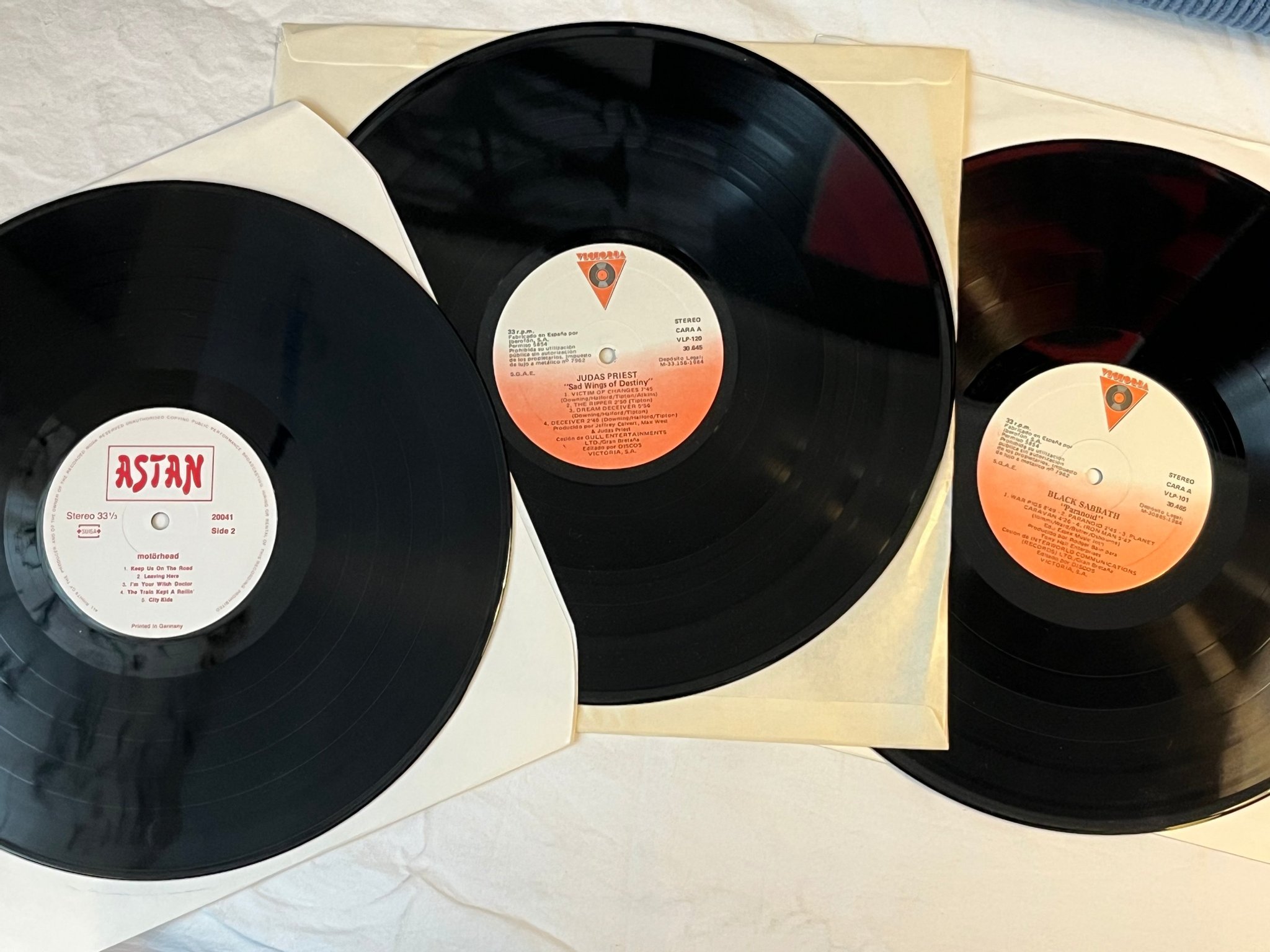 Omslagsbild för skivan Motörhead, Judas Priest, Black Sabbath – Heavy Metal Vol. 1 3xLP box -84 ASTAN