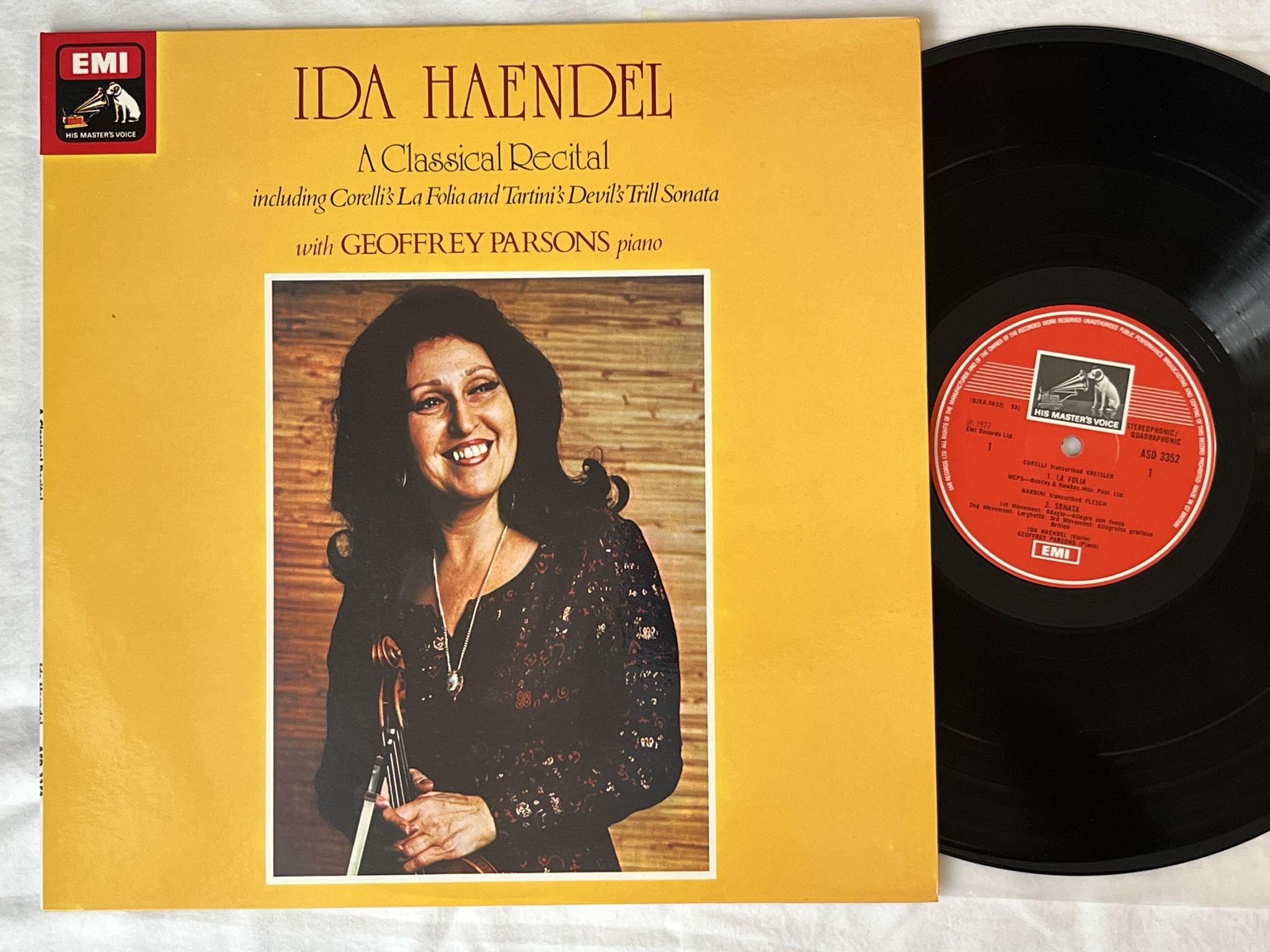 Omslagsbild för skivan IDA HAENDEL a classical recital LP -77 UK HMV ASD 3352