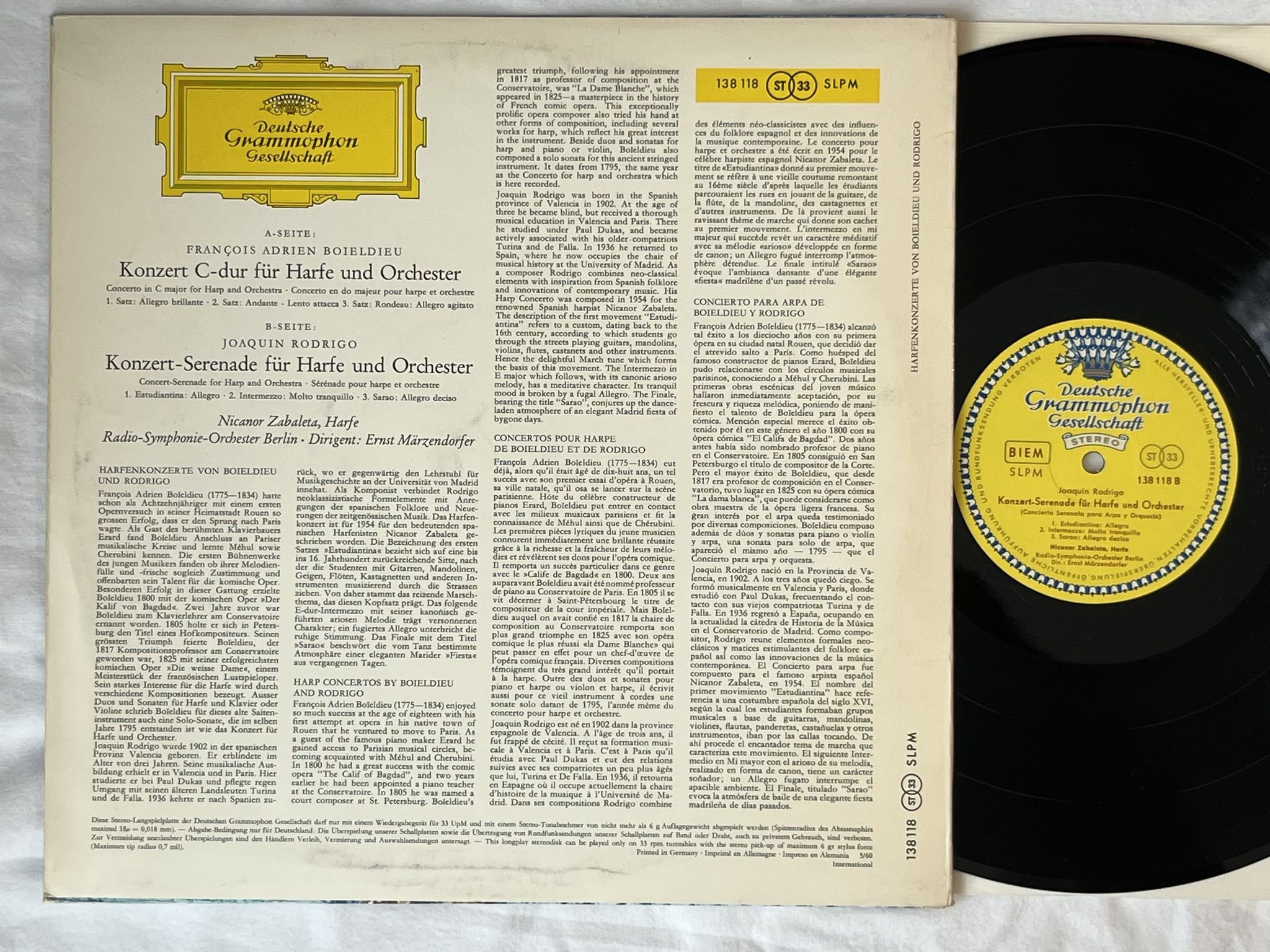 Omslagsbild för skivan NICANOR ZABALETA Rordrigo: concert-seremade for harp LP -60 Ger DGG red 138118