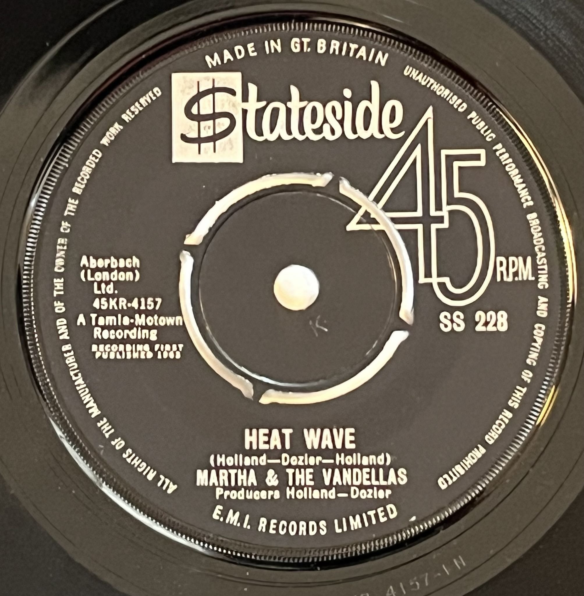 Omslagsbild för skivan MARTHA & THE VANDELLAS – Heat Wave "7"Single - 63 UK SS 228 STATESIDE