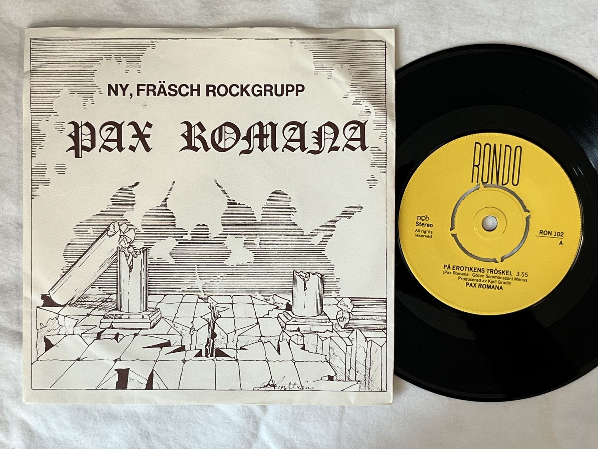 Omslagsbild för skivan PAX ROMANA ny, fräsch rockgrupp "7"Singel- 82 SWE RON 102 RONDO