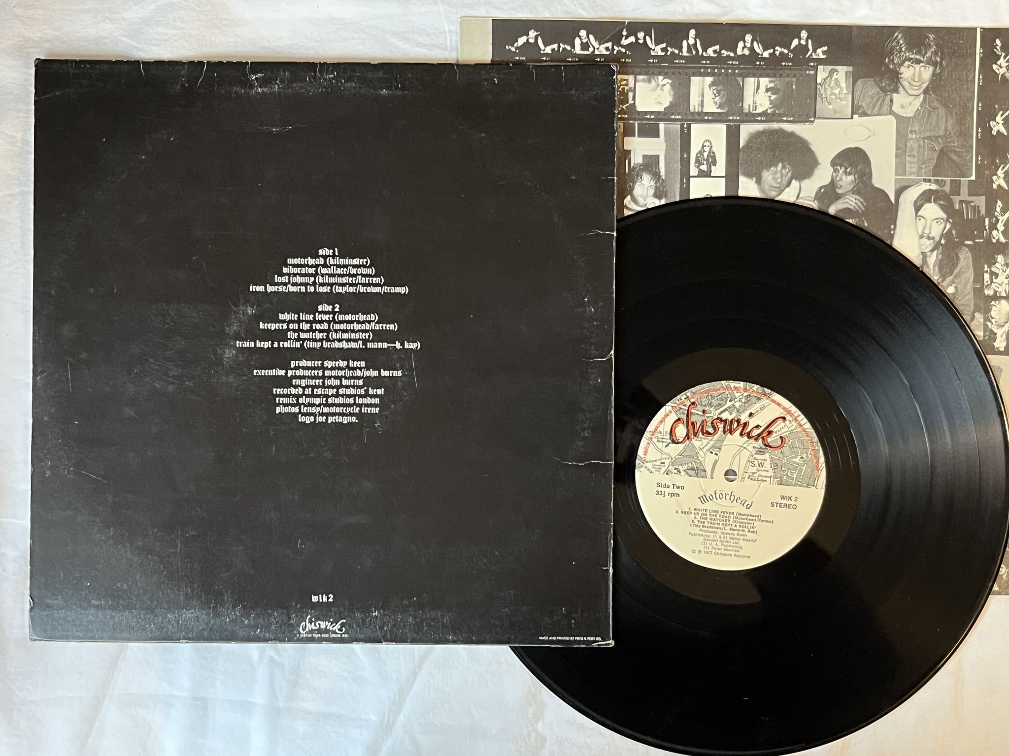 Omslagsbild för skivan MOTÖRHEAD LP-77 WIK 2 CHISWICK RECORDS