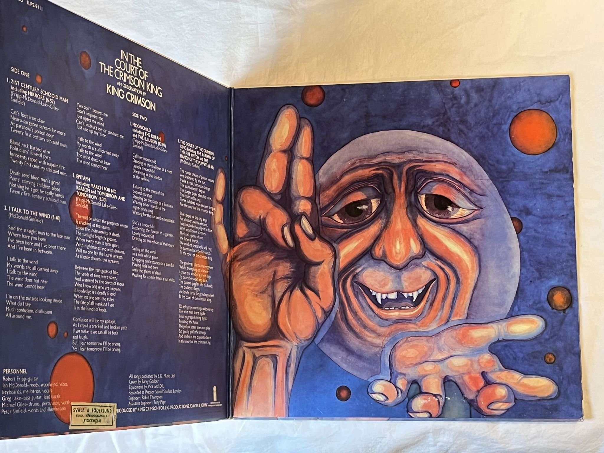 Omslagsbild för skivan KING CRIMSON in court of the crimson king LP (PINK LABEL) ILPS-9111 ISLAND REC