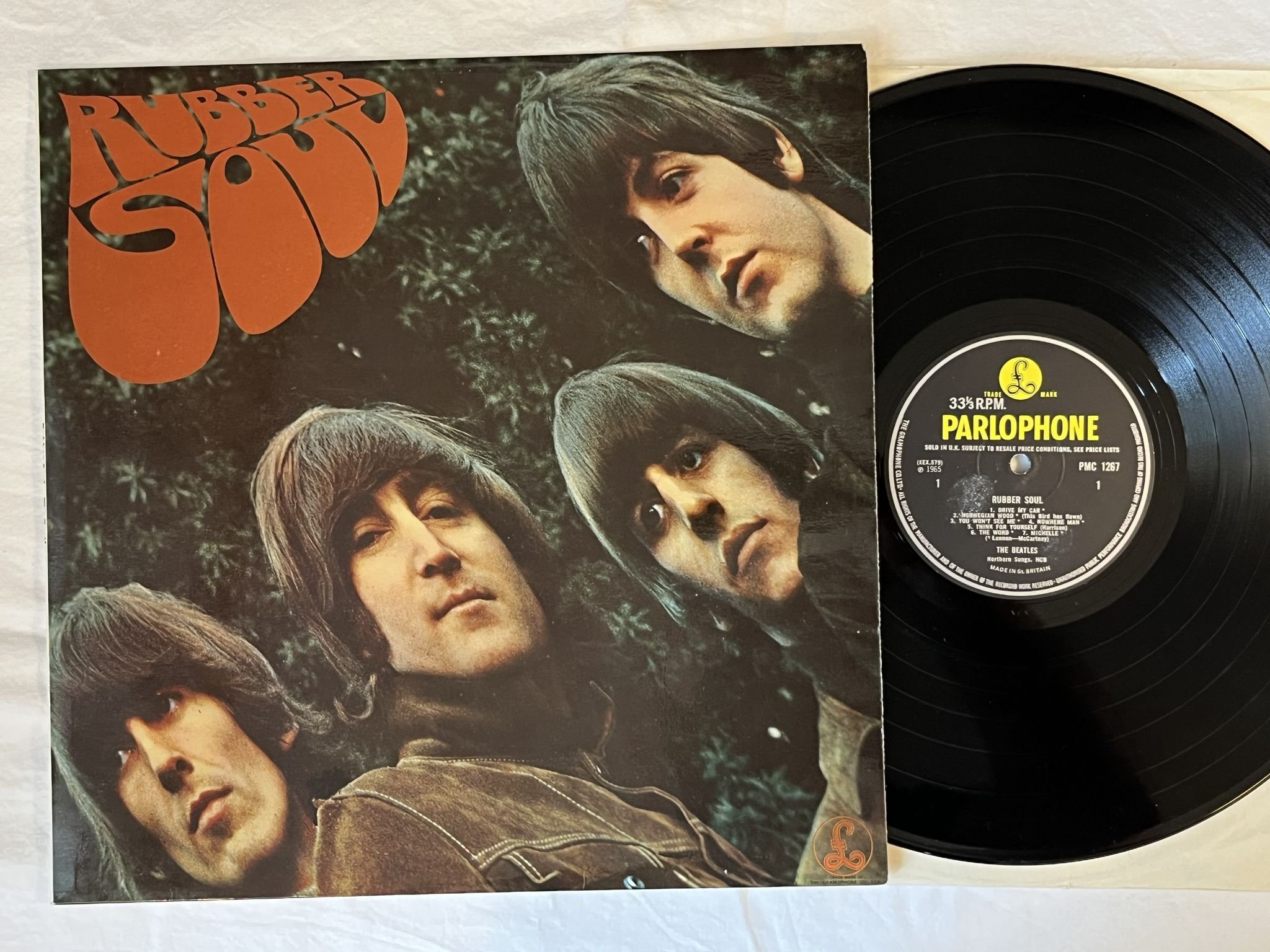 Omslagsbild för skivan THE BEATLES rubber soul LP-65 UK PMC 1267 PARLOPHONE