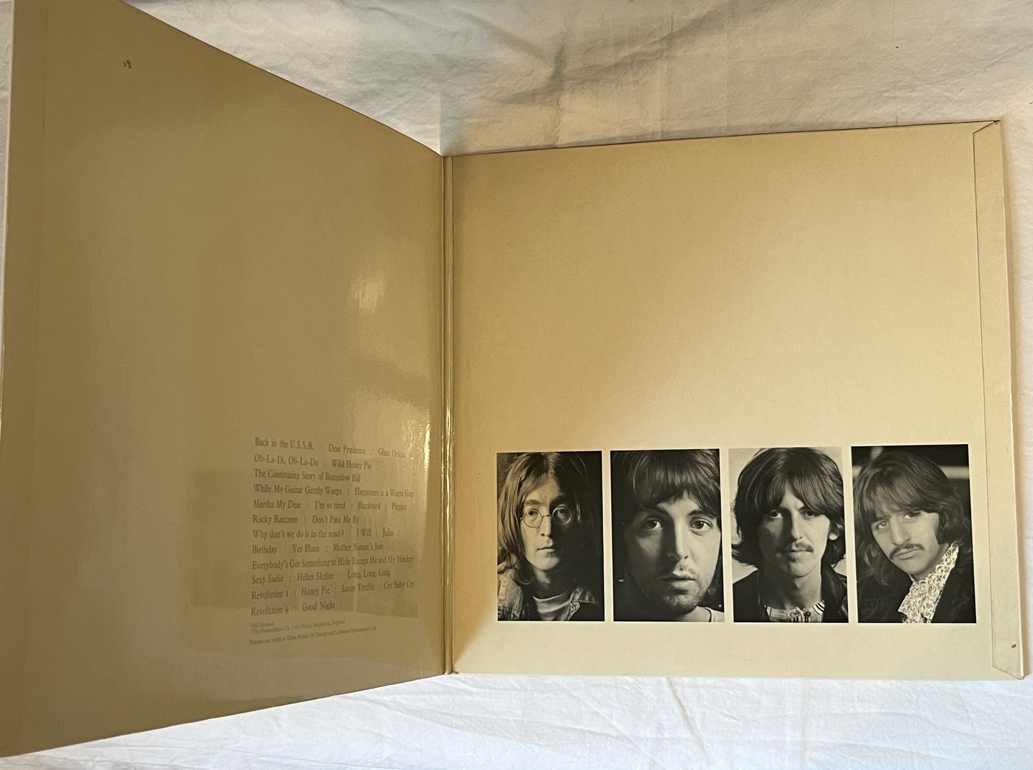 Omslagsbild för skivan THE BEATLES the beatles 2xLP - 68 PCS 7068 APPLE RECORDS