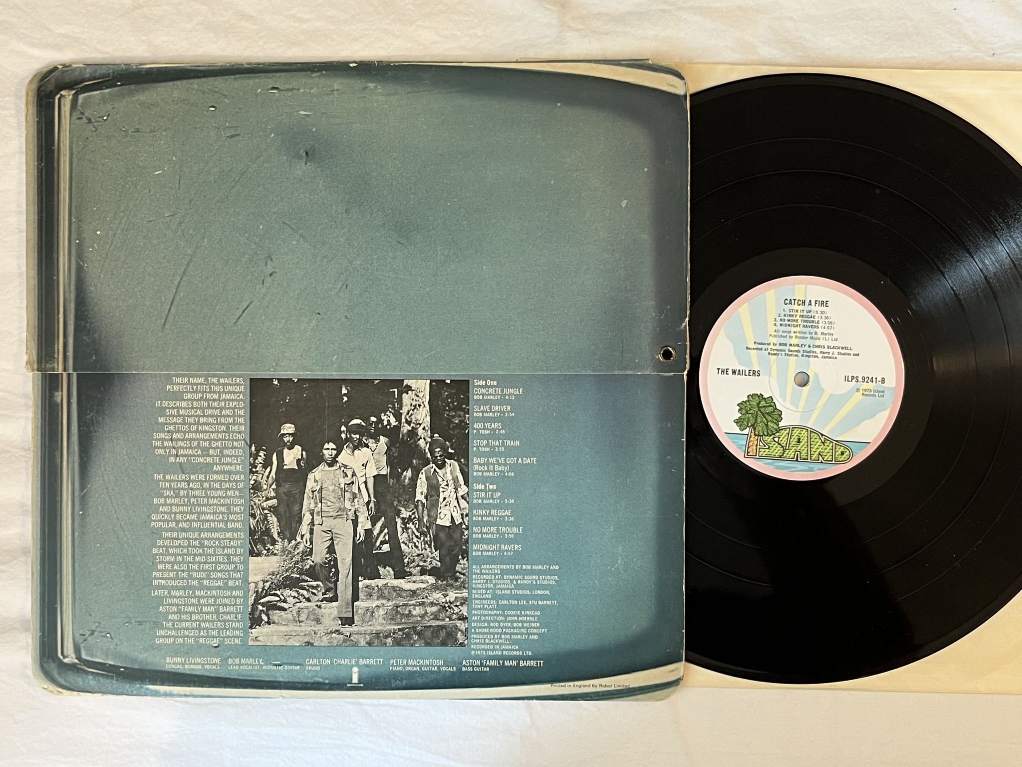 Omslagsbild för skivan THE WAILERS catch a fire LP-73 ILPS 9241 ISLAND RECORDS