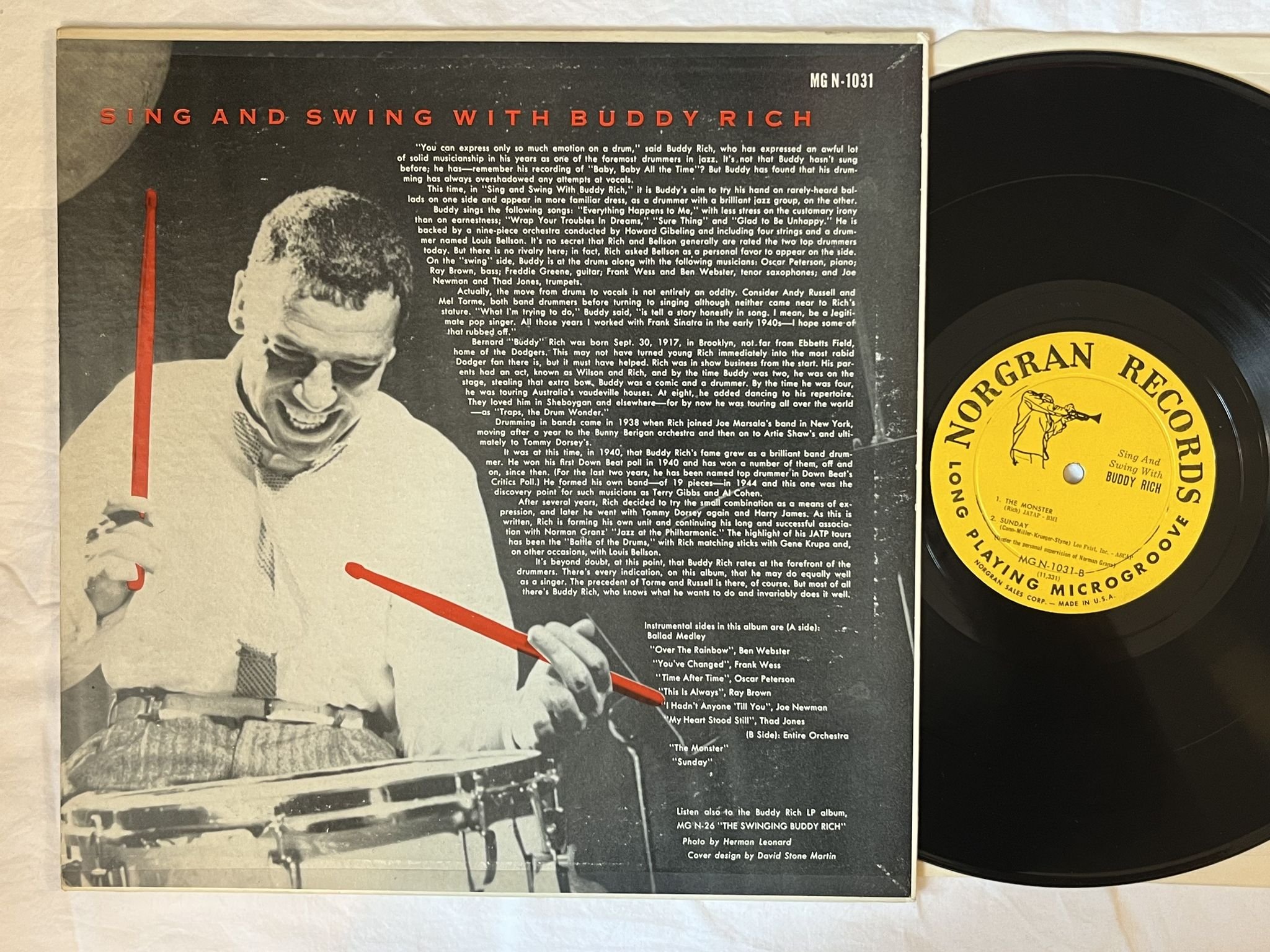 Omslagsbild för skivan BUDDY RICH sing and swing with buddy rich LP-55 US MGN-1031 Norgran Records