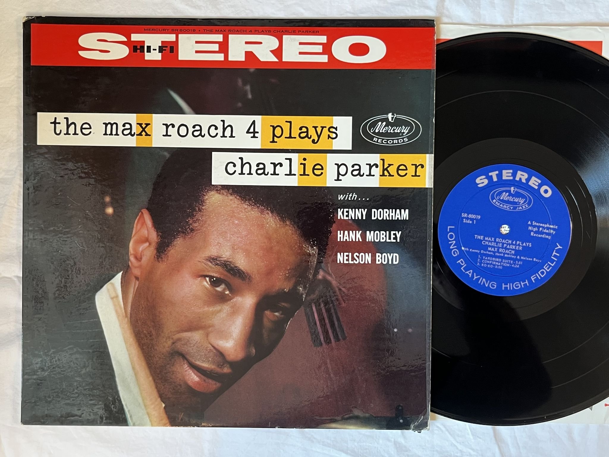 Omslagsbild för skivan THE MAX ROACH 4 plays charlie parker LP-59 US SR 80019 Mercury
