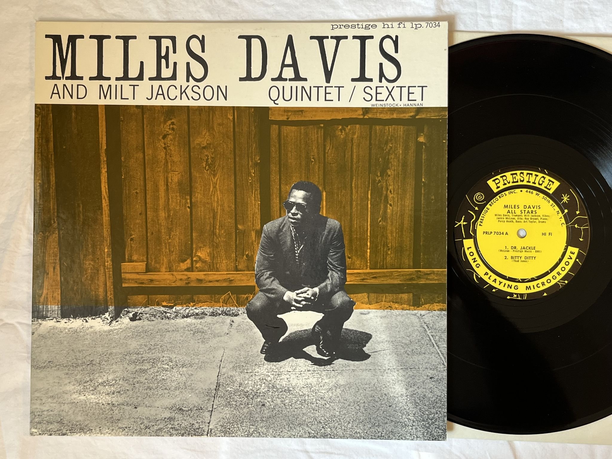 Omslagsbild för skivan MILES DAVIS & MILT JACKSON qunitet / sextet LP-56 US PRLP 7034 Prestige