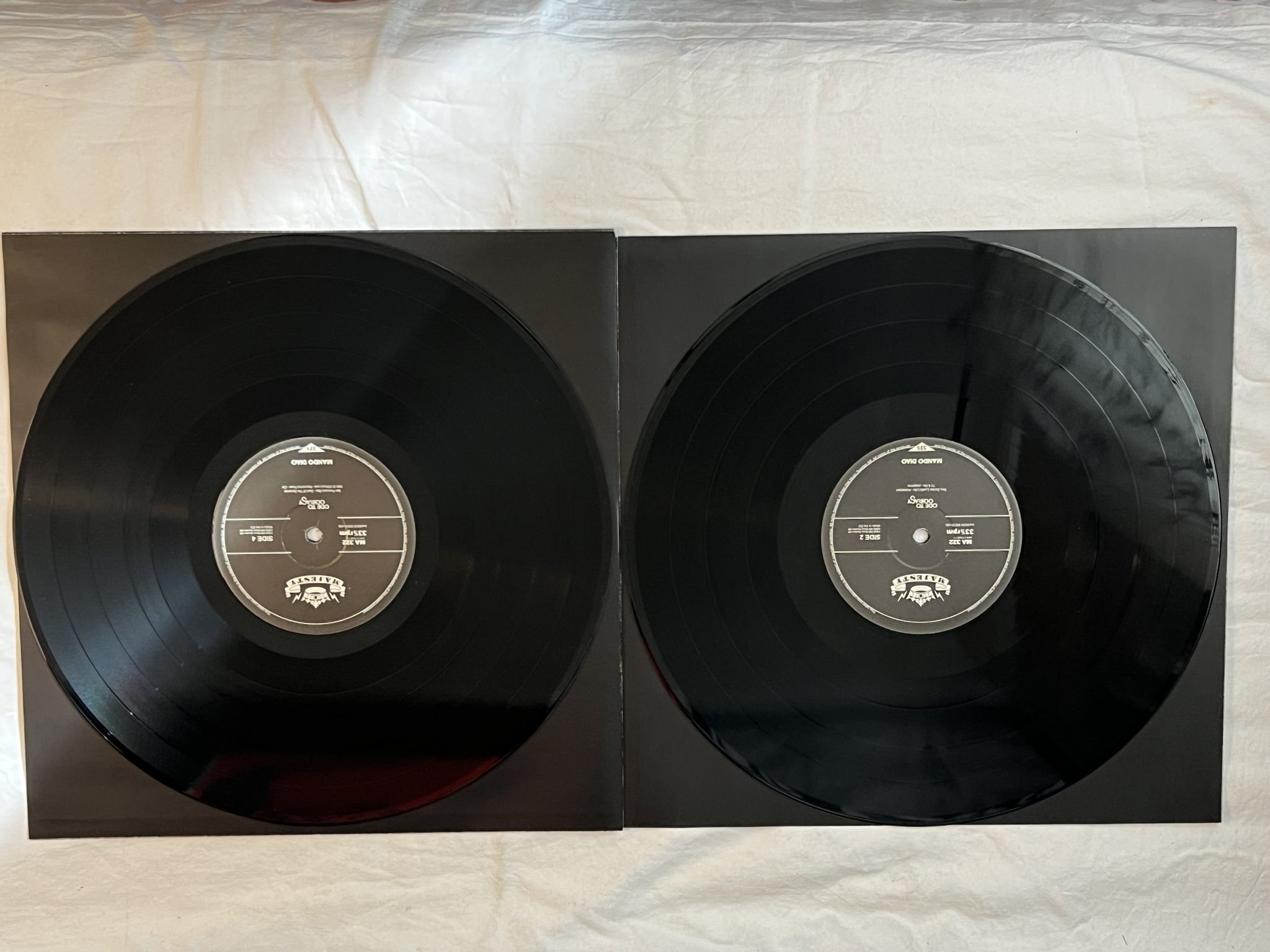 Omslagsbild för skivan MANDO DIAO ode to ochrasy 2XLP -2006 MA 322 Majesty Recordings