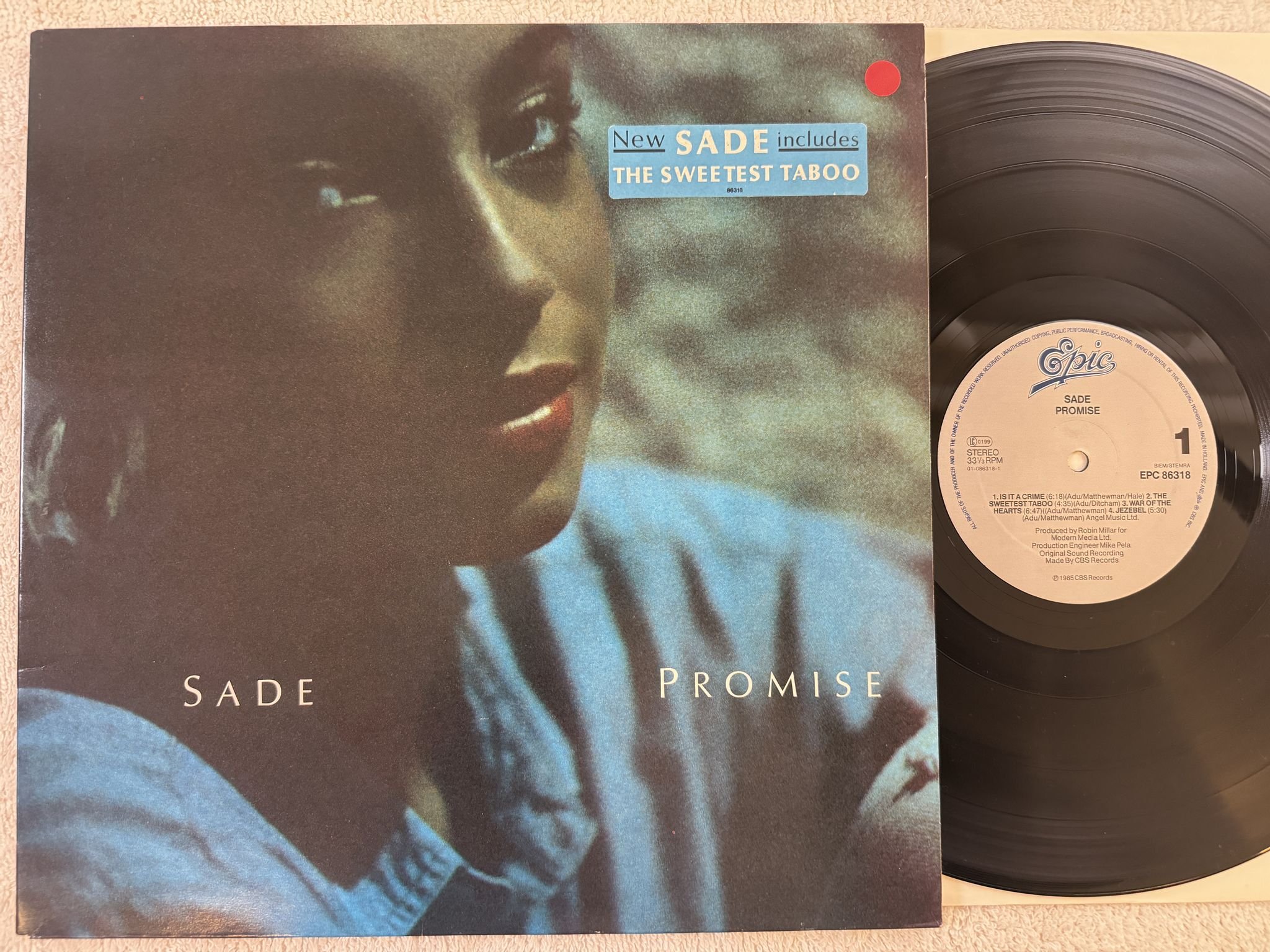 Omslagsbild för skivan SADE promise LP -85 EPIC 86318