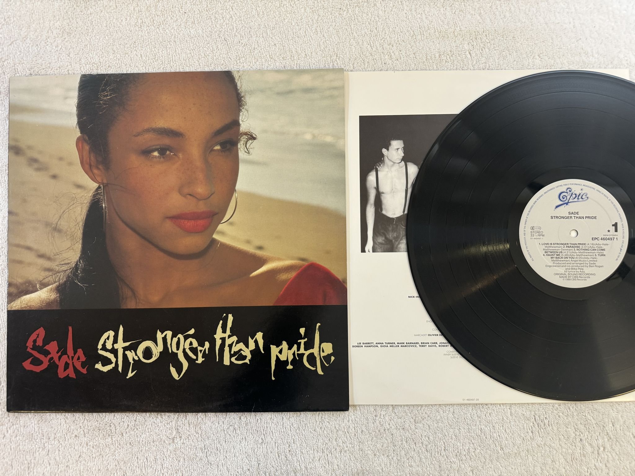 Omslagsbild för skivan SADE stronger than pride LP -88 EPC 460497 1 EPIC
