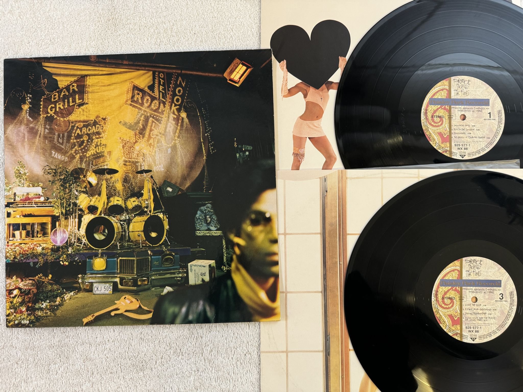 Omslagsbild för skivan PRINCE sign "O" the times 2X LP -87 925 577-1 Paisley Park