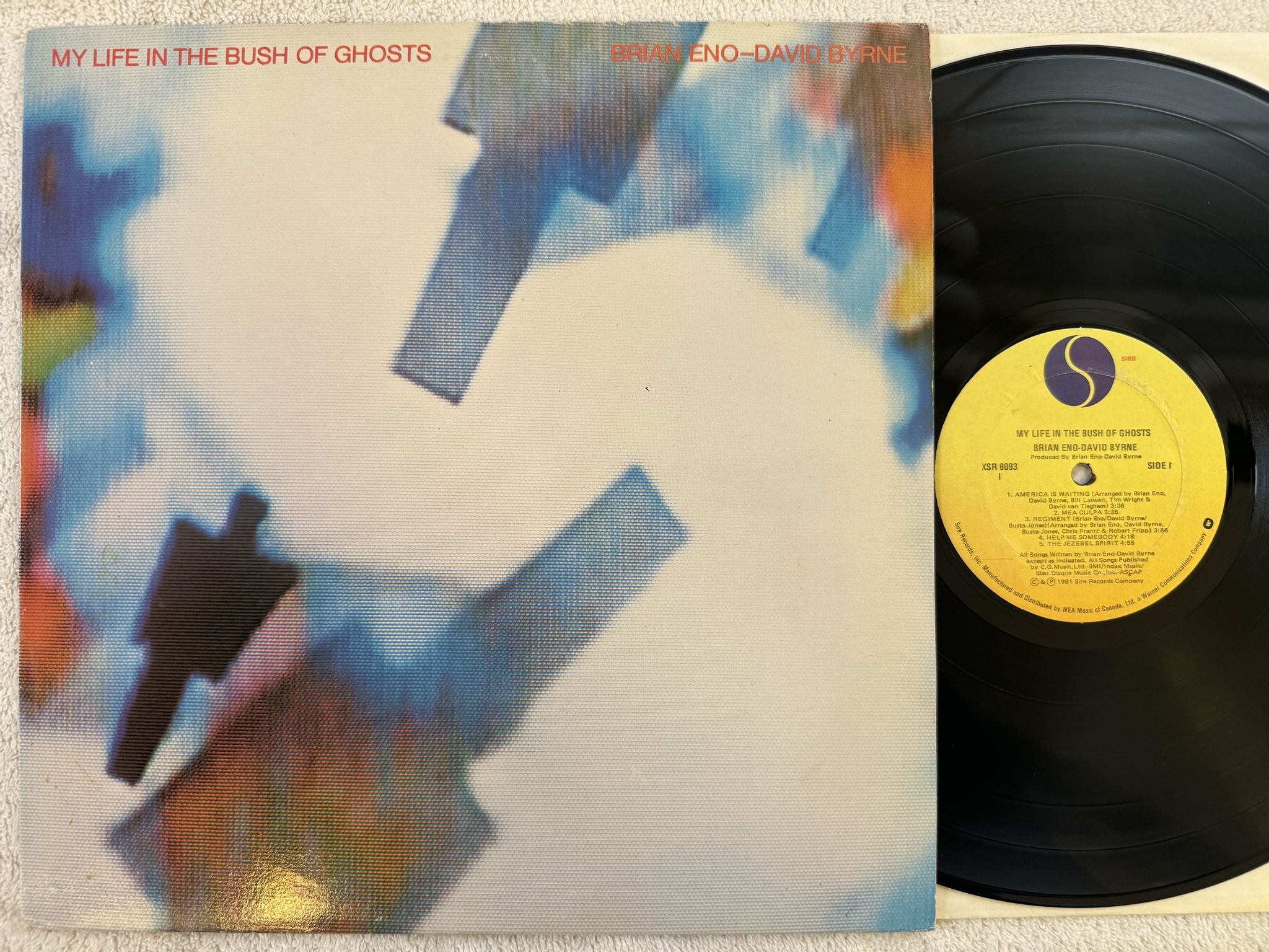 Omslagsbild för skivan BRIAN ENO , DAVID BYRNE my life in the bush of ghosts LP -81 XSR 6093 Sire