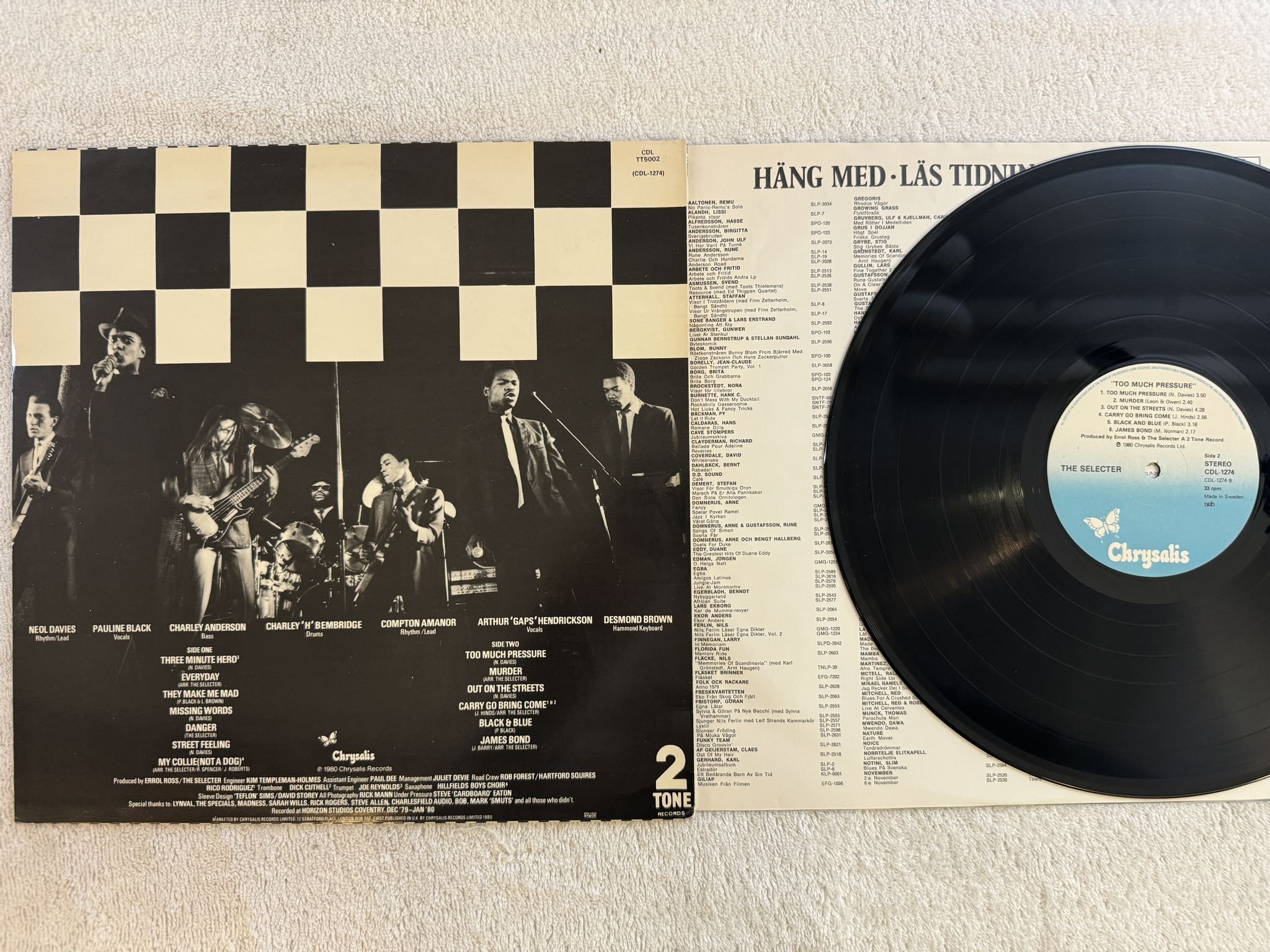 Omslagsbild för skivan THE SELECTER too much pressure LP -80 SWE CDL TT5002 Two-Tone Records