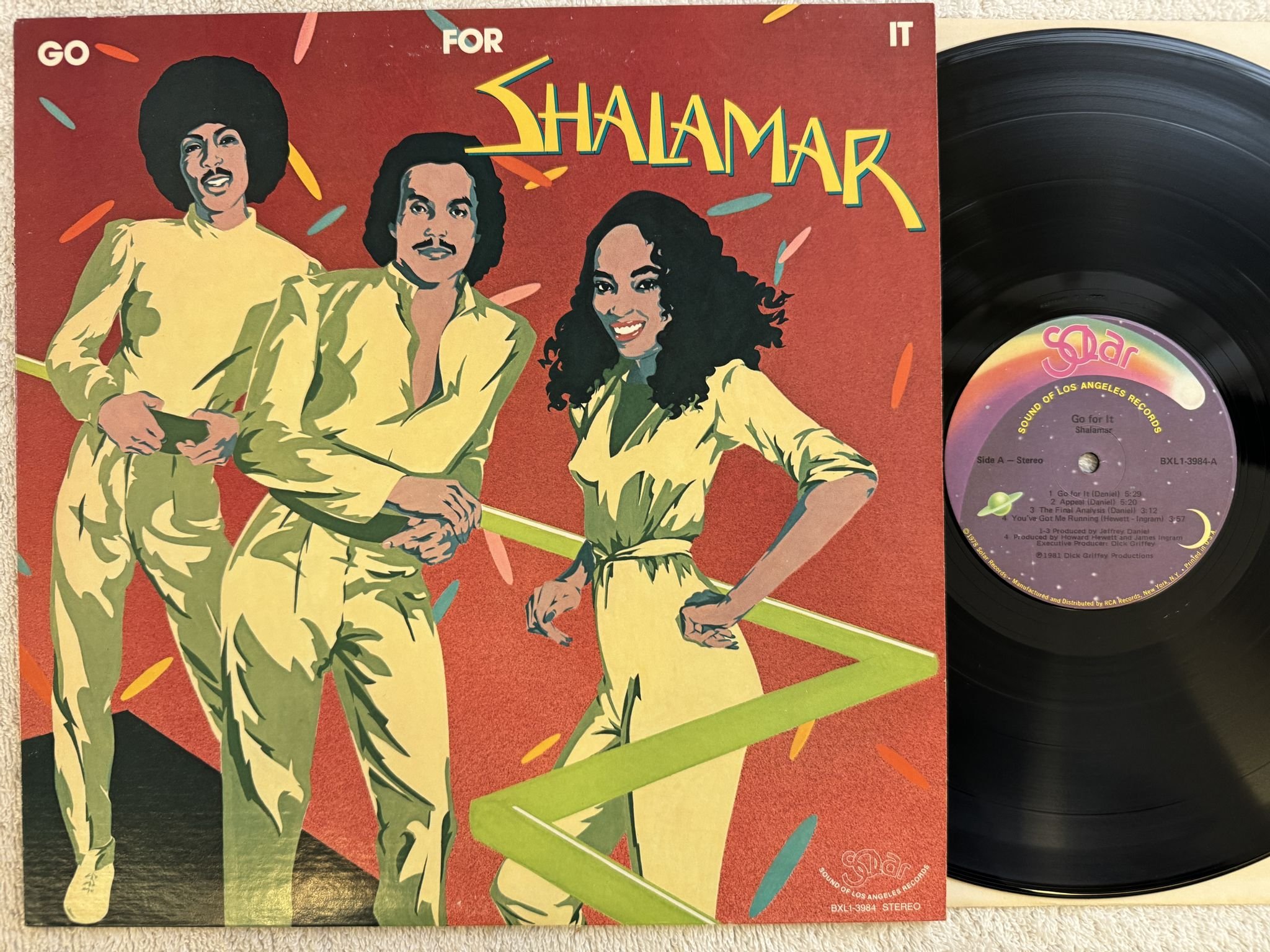 Omslagsbild för skivan SHALAMAR go for it LP -81 BXL1-3984 Solar