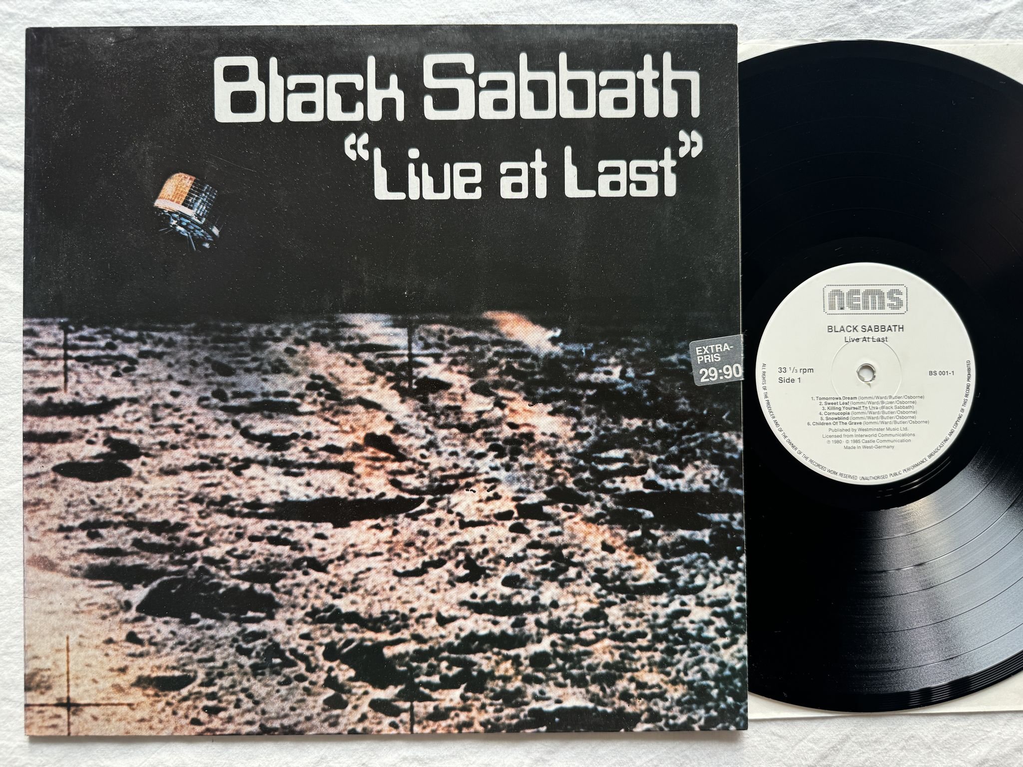 Omslagsbild för skivan BLACK SABBATH live at last... LP -80 BS 001 Nems