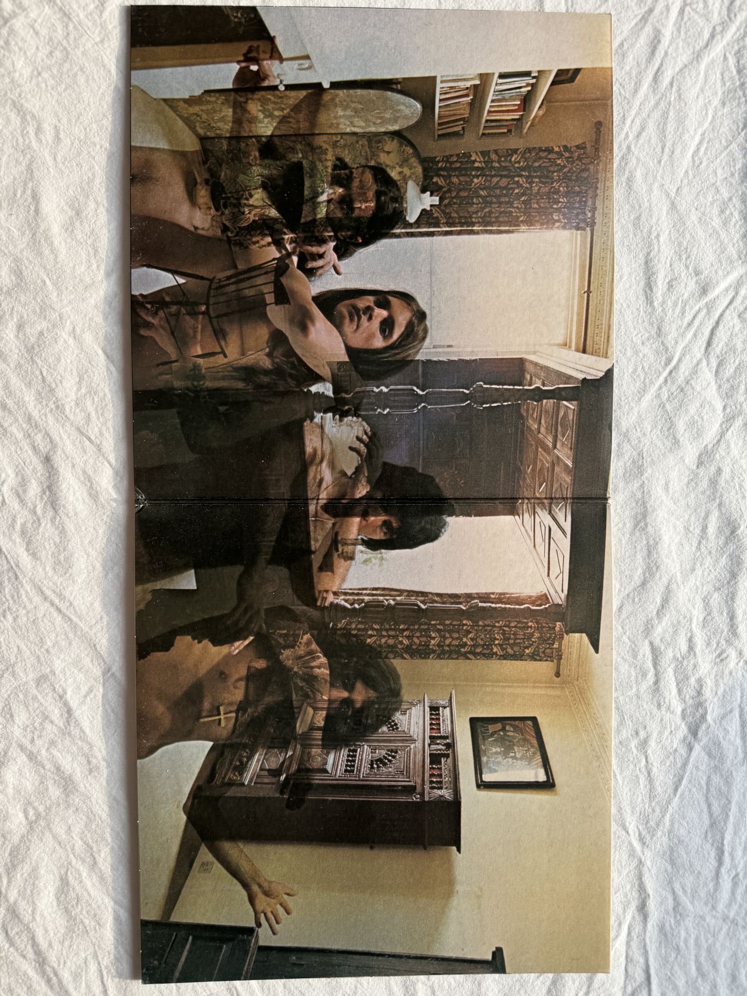 Omslagsbild för skivan BLACK SABBATH sabbath bloody sabbath LP -73 UK WWA 005 WWA Records