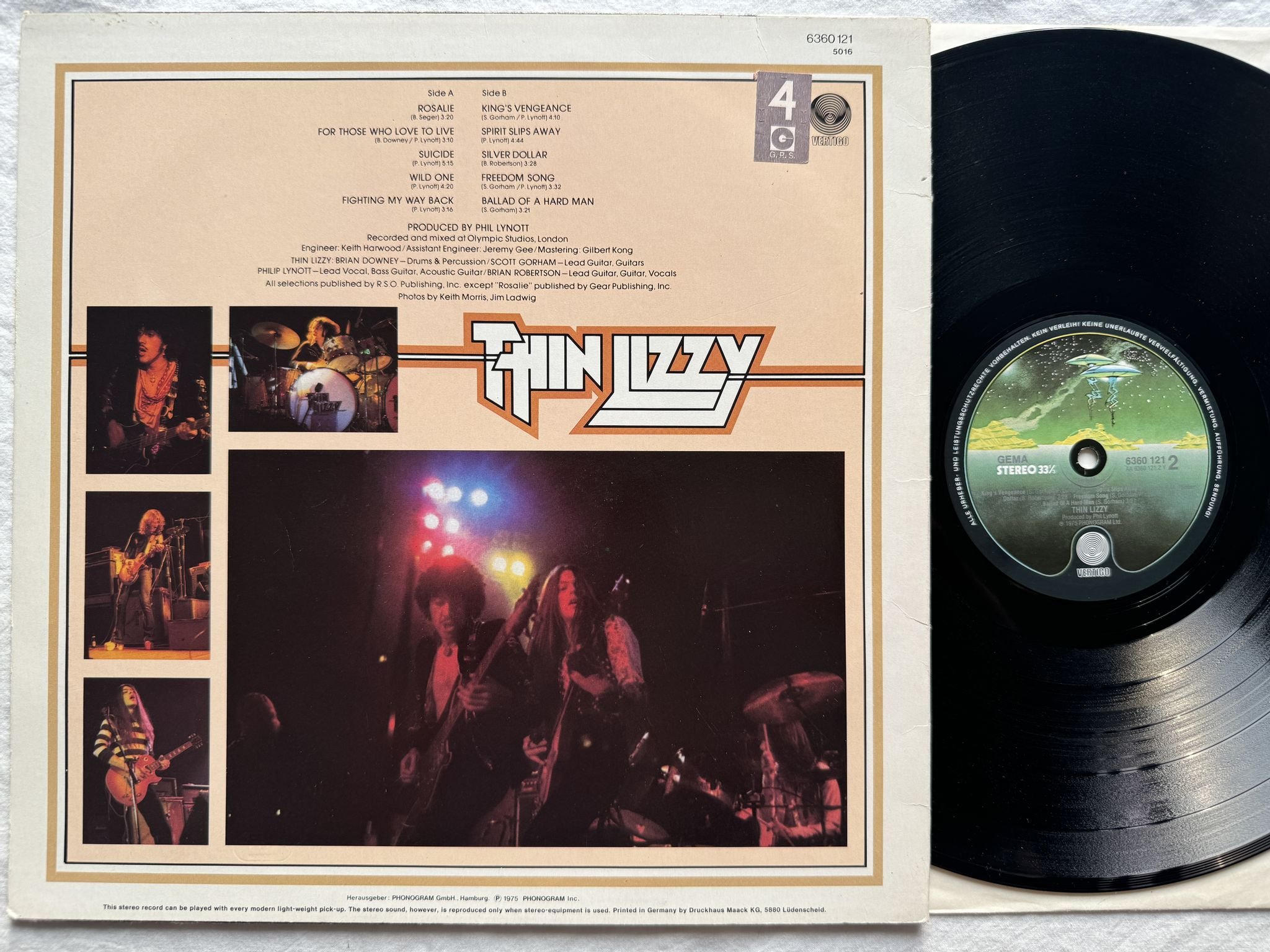 Omslagsbild för skivan THIN LIZZY fighting LP -75 6360 121 Vertigo