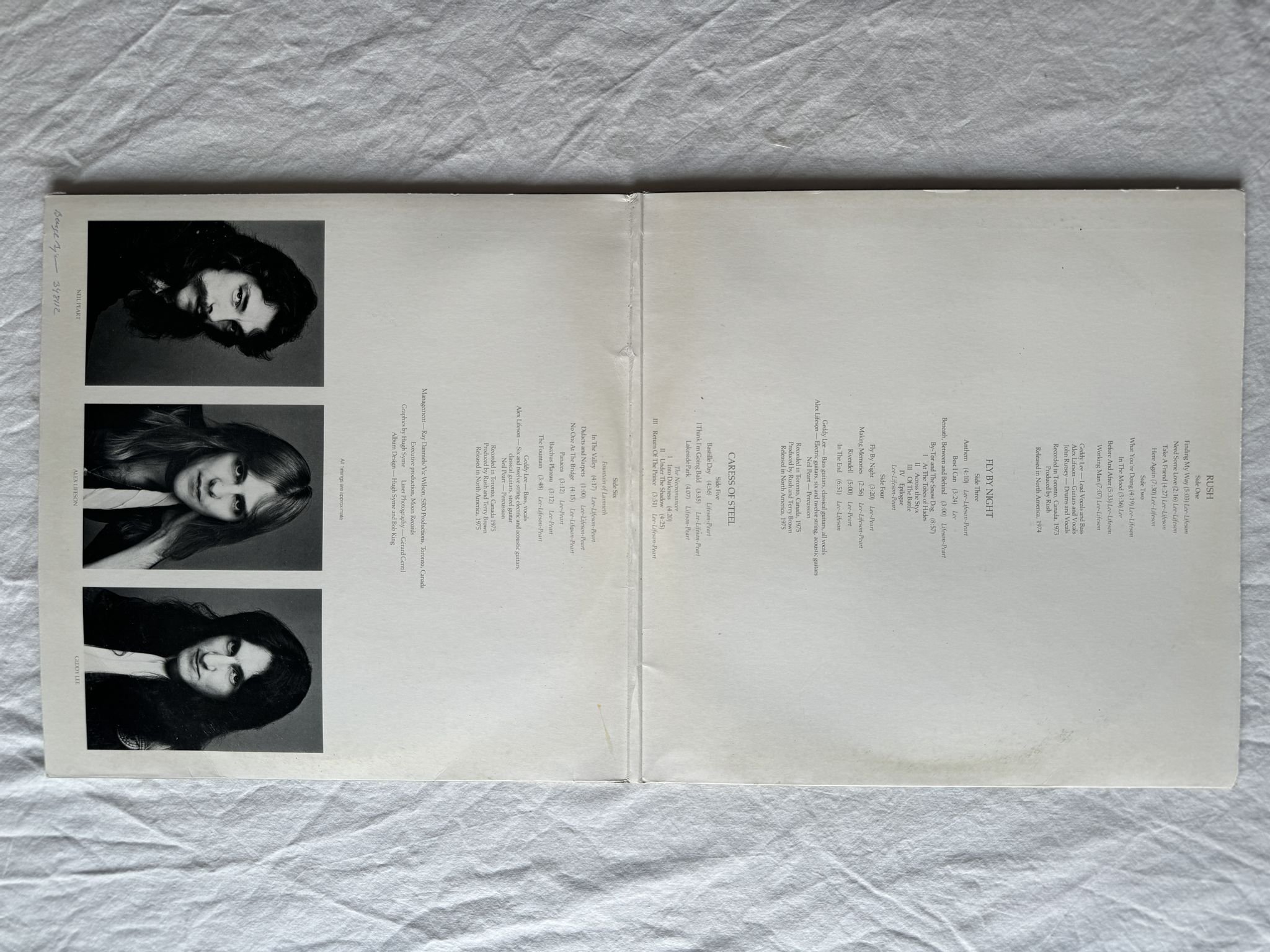 Omslagsbild för skivan RUSH archives 3X LP -78 6641 799 Mercury