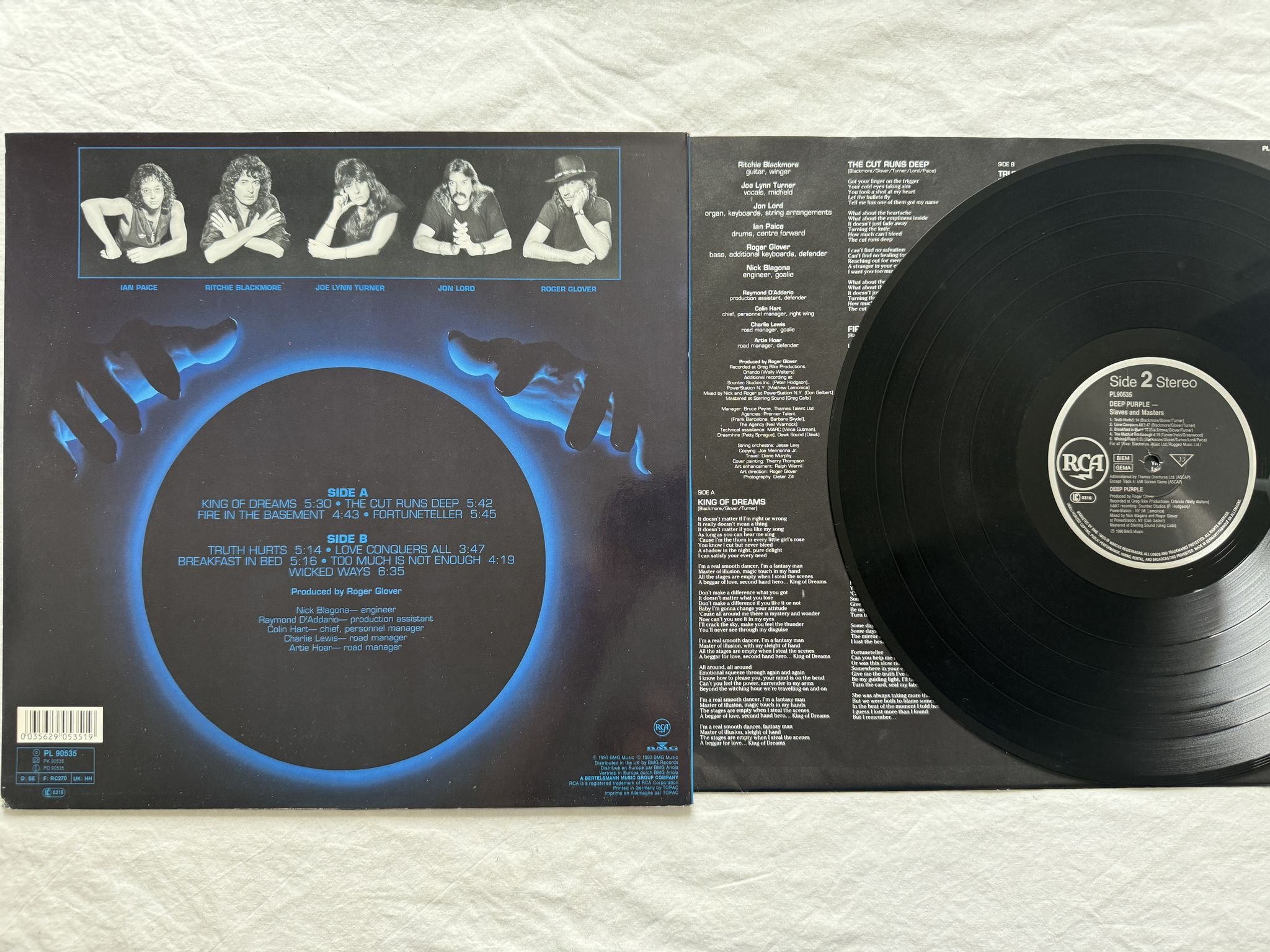 Omslagsbild för skivan DEEP PURPLE slaves and masters LP -90 PL 90535 RCA