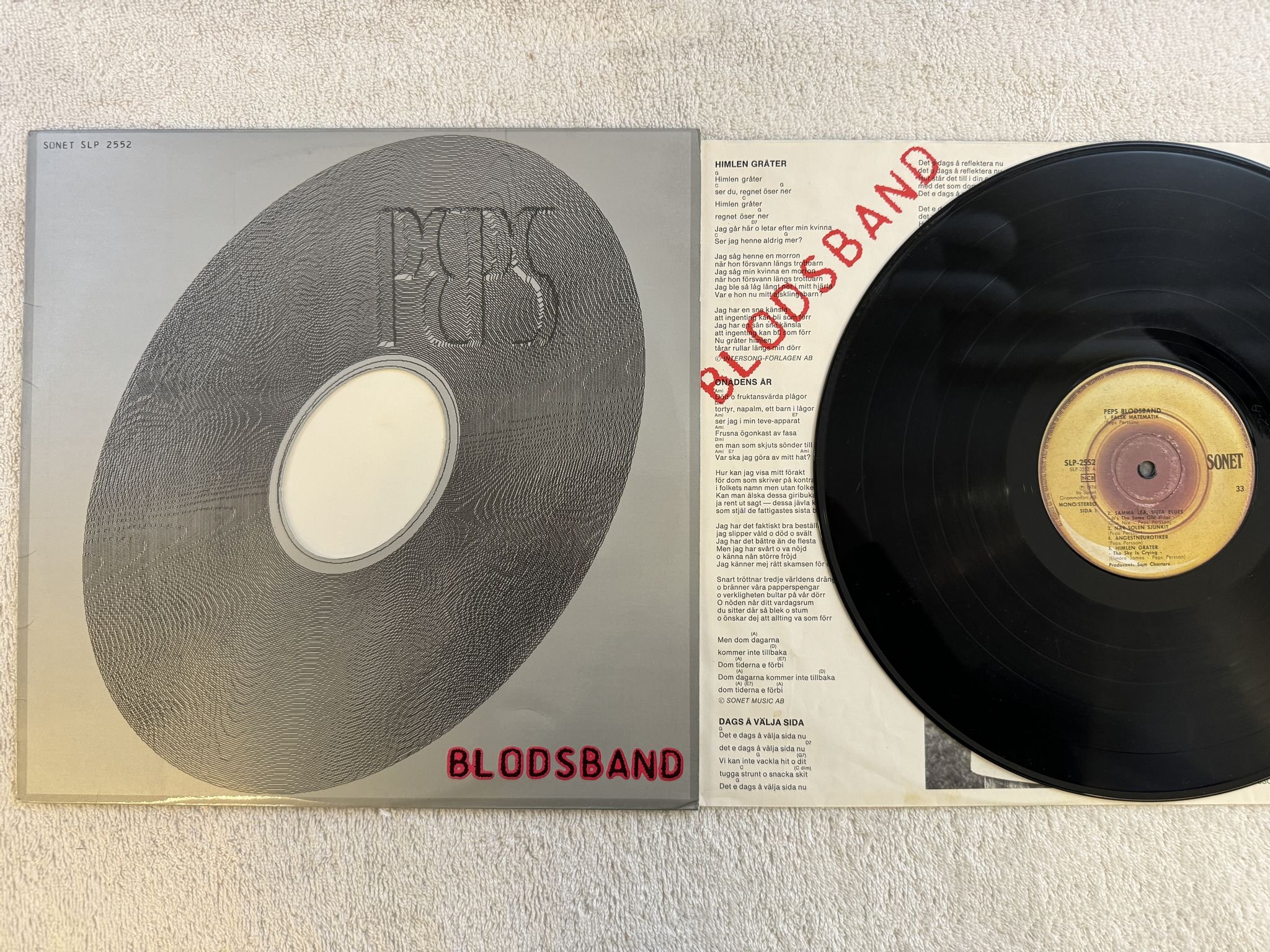 Omslagsbild för skivan PEPS BLODSBAND blodsband LP -74 SWE SLP-2552 Sonet