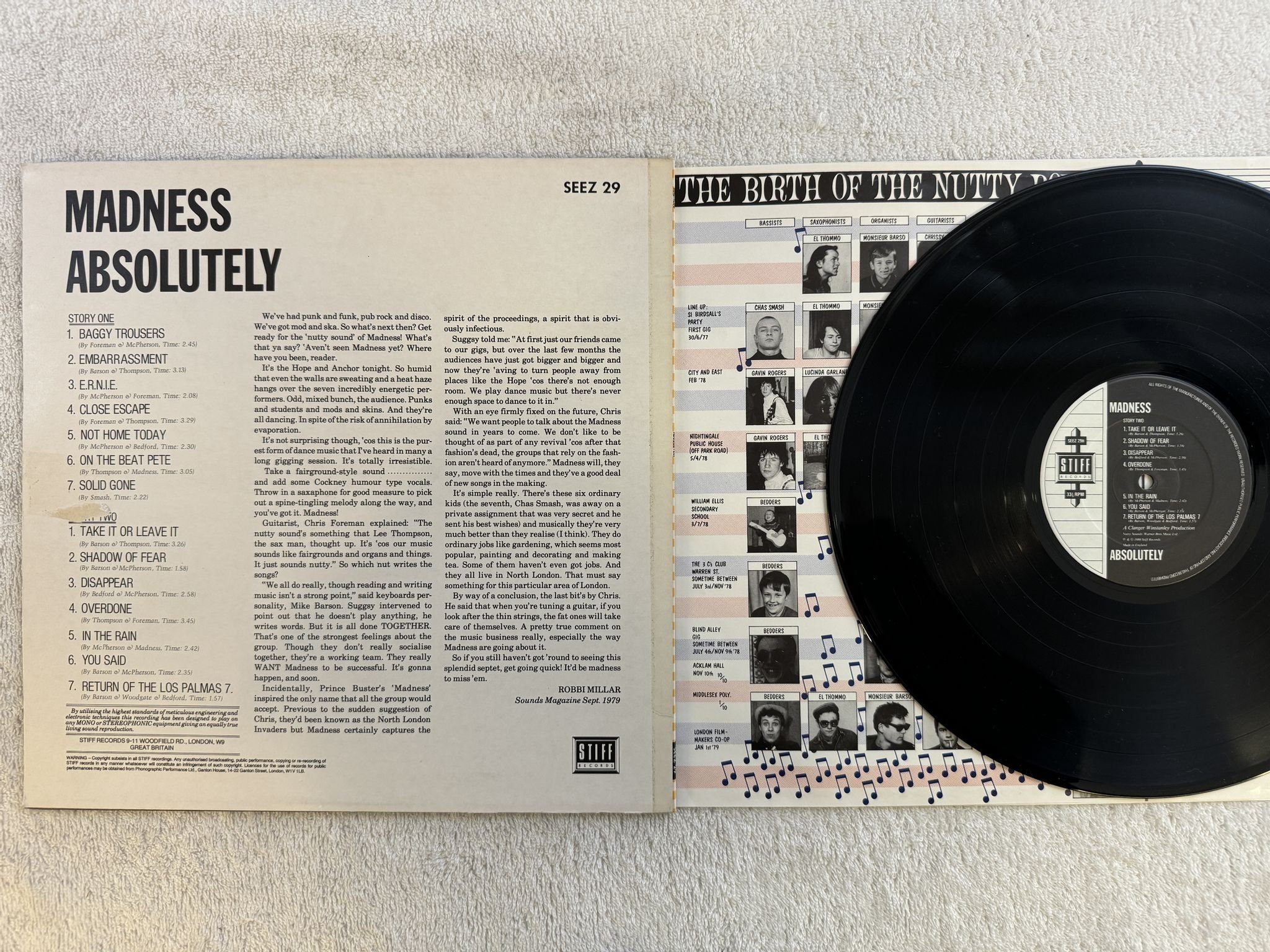 Omslagsbild för skivan MADNESS absolutely LP -80 SEEZ 29 Stiff Records