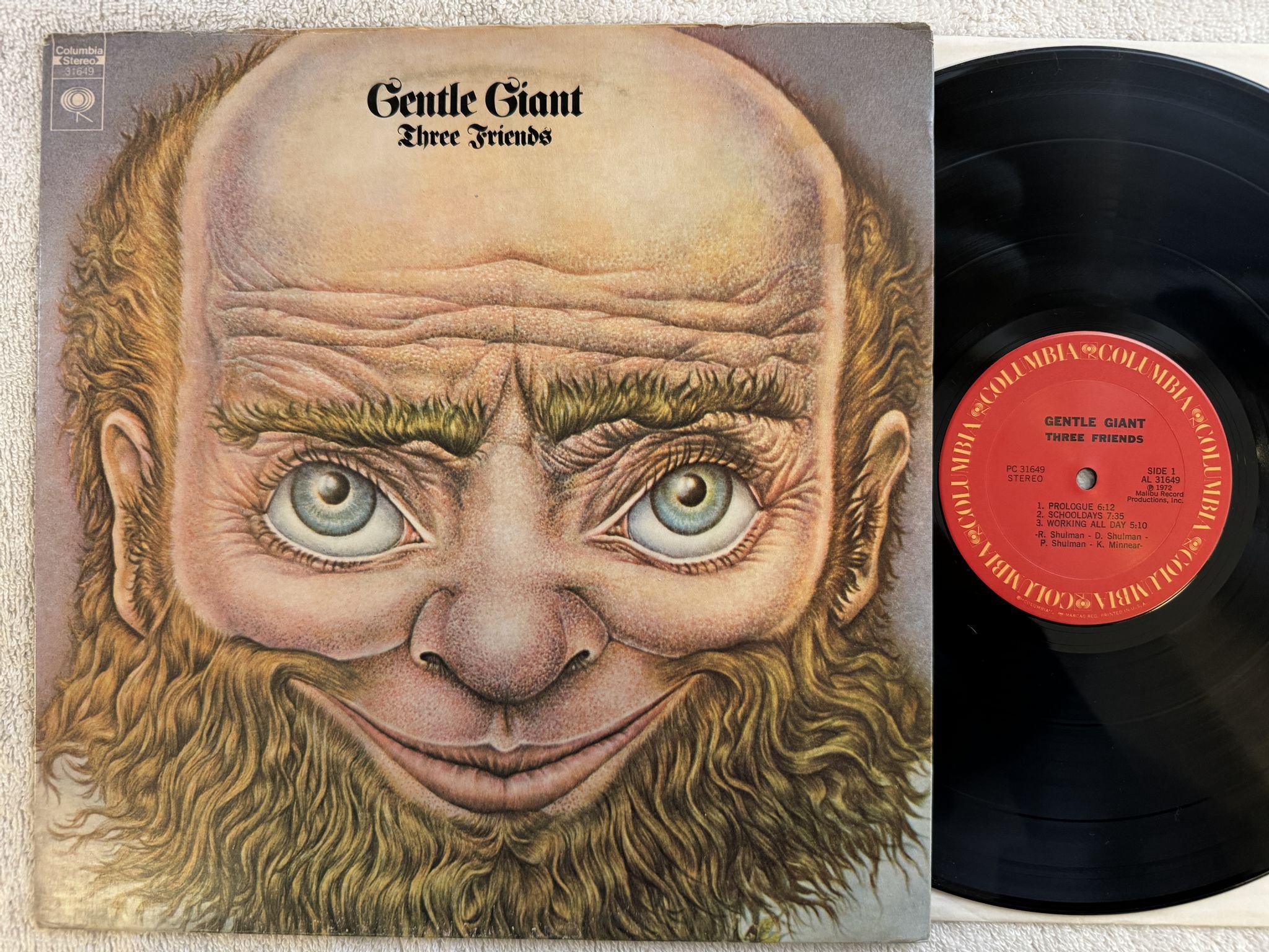 Omslagsbild för skivan GENTLE GIANT three friends LP -72 US 31649 Columbia