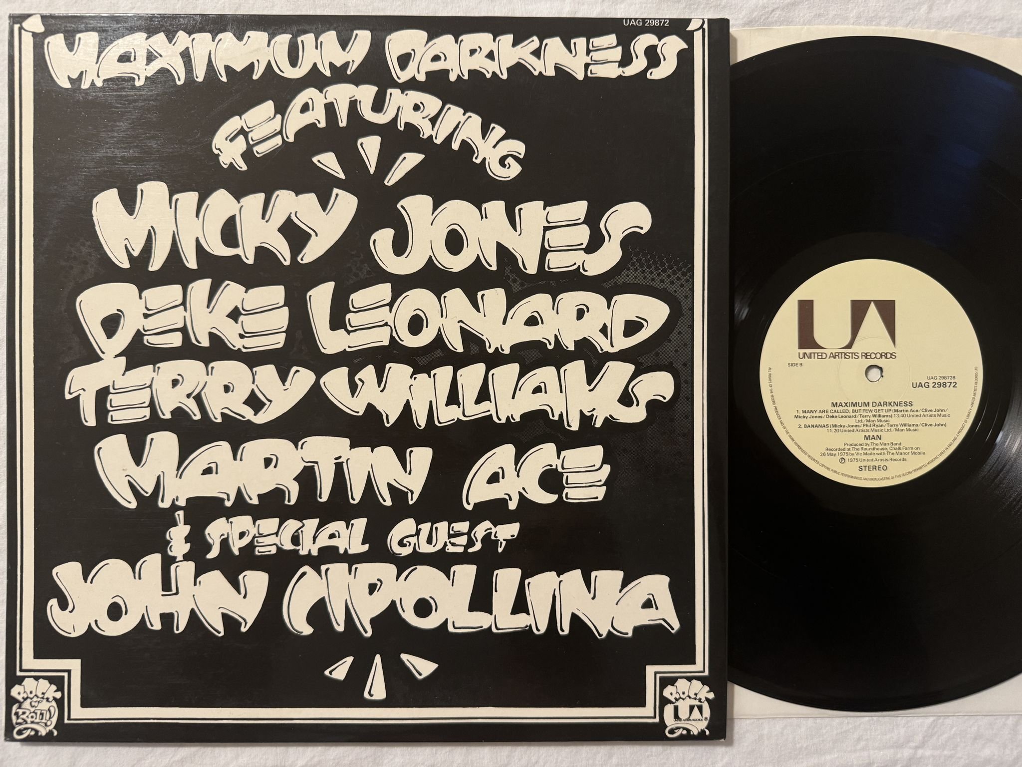 Omslagsbild för skivan MAN maximum darkness LP -75 UAG 29872 United Artists Records
