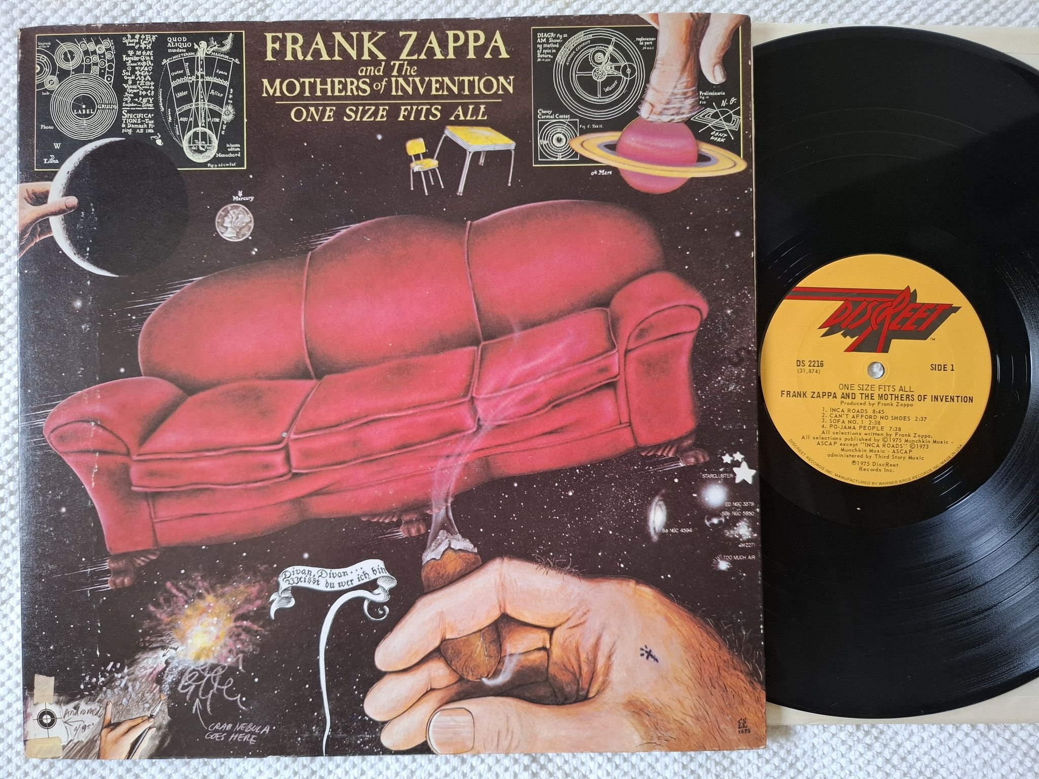 Omslagsbild för skivan FRANK ZAPPA and THE MOTHERS OF INVENTION one size fits.. LP -75 Discreet DS 2216